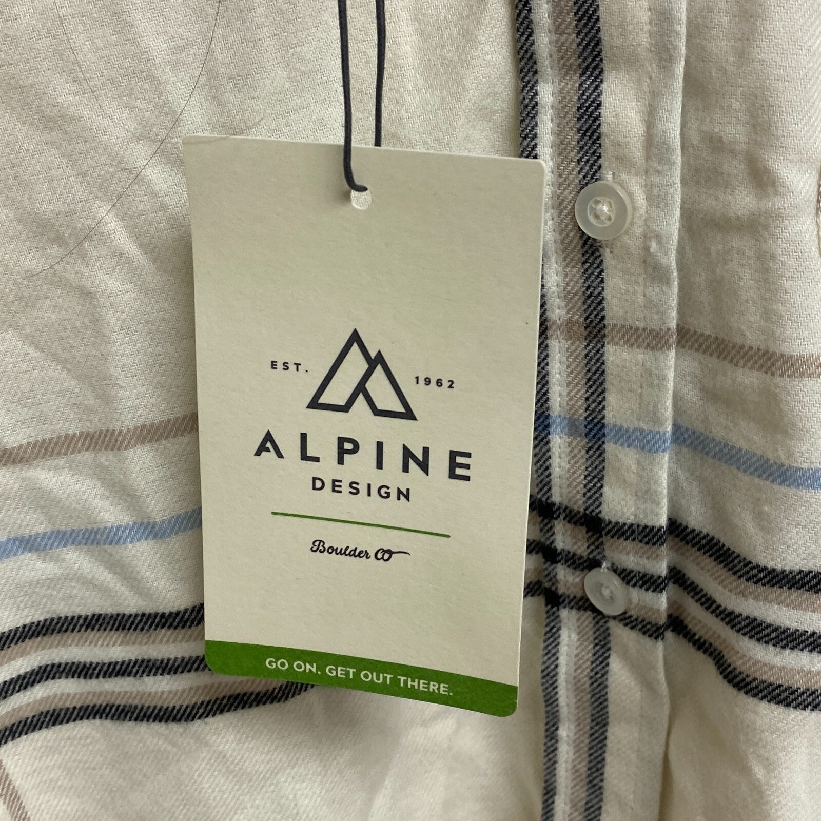 Alpine Design Women's W AD Journey Oversized Flannel Soft White Arrow Plaid
