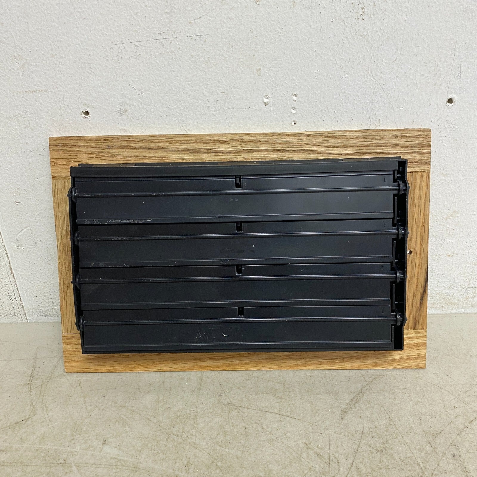 allen + roth 10-in x 6-in 2-way Oak Light Oak Sidewall/Ceiling Register 73005