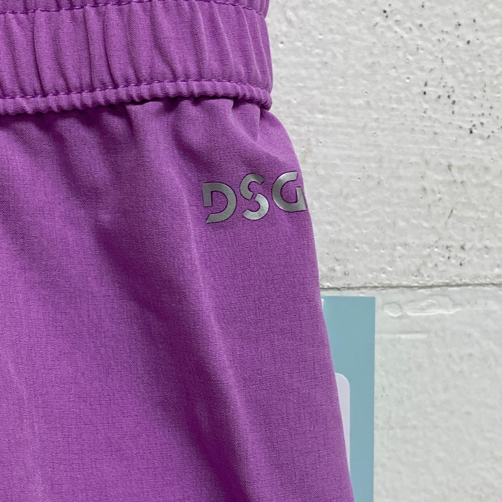 DSG Women's Stride Shorts Lilac Fields DAW39320AZ BRAND NEW