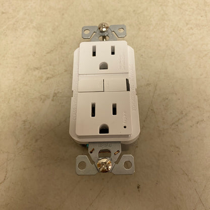 Eaton GFCI  TWRSGF15W Outlet Duplex Receptacle 15A 125V White EA