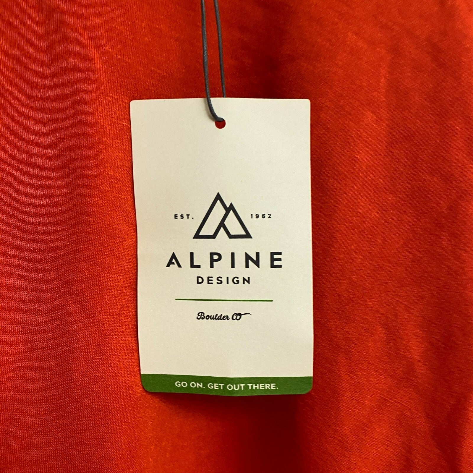 Alpine Design Women's W AD Panorama Crew Sweatshirt Fresh Red ADW13660