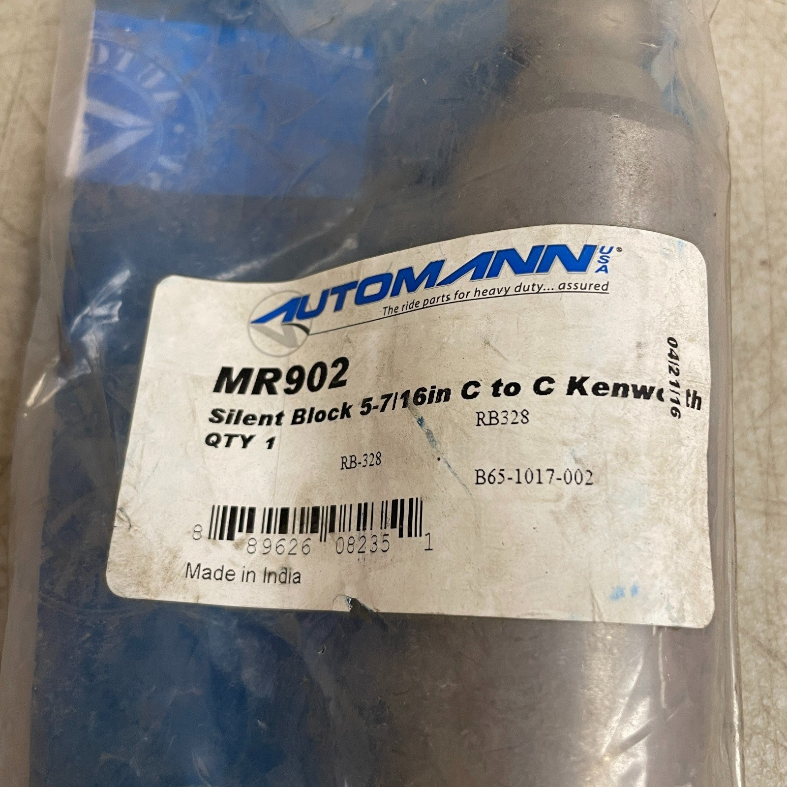 Automann Silent Block Spring Pin 5 7/16″ C-to-C Peterbilt Kenworth MR902