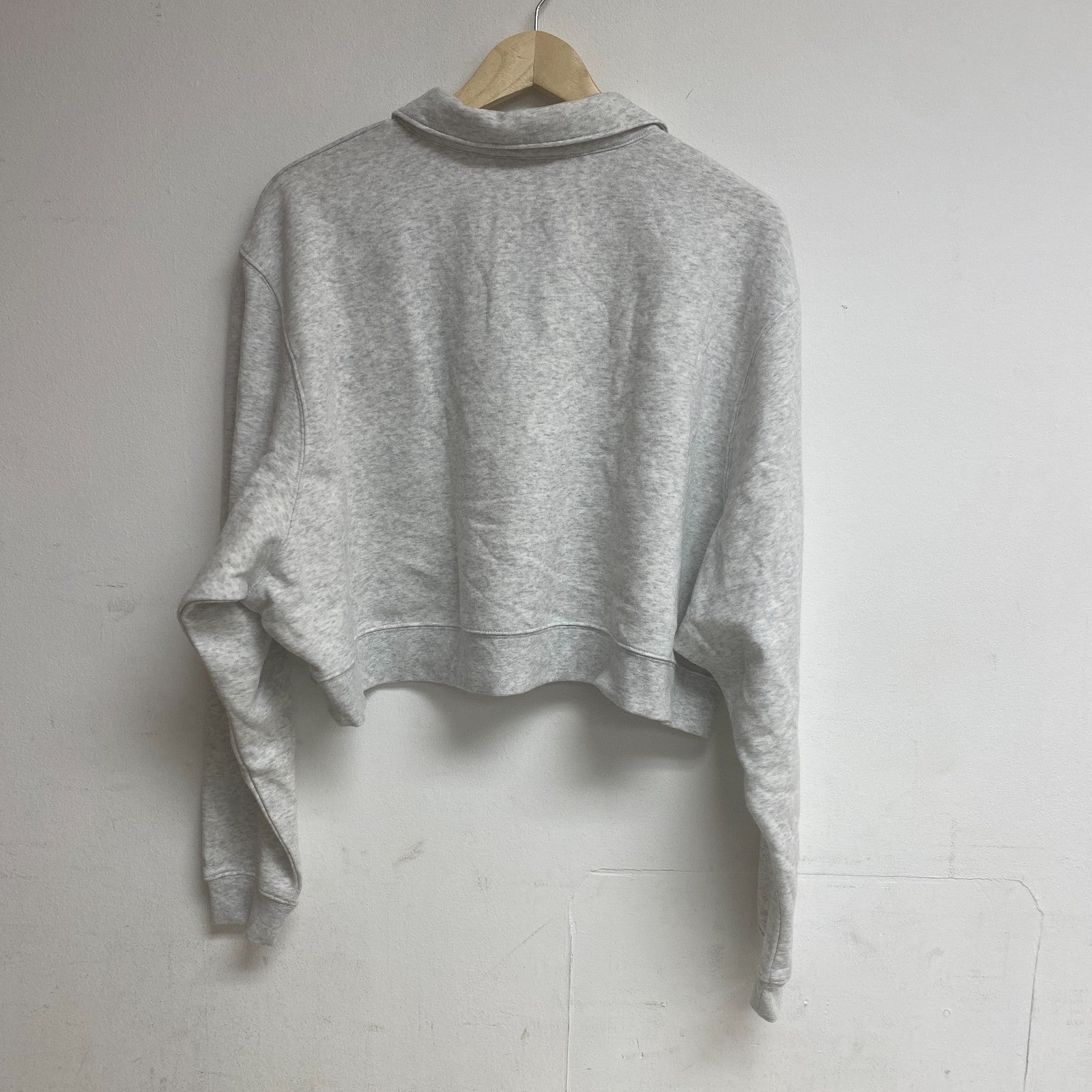 DSG Womenâs Favorite Fleece Henley Sweater Light Heather Grey BOSSW13400H