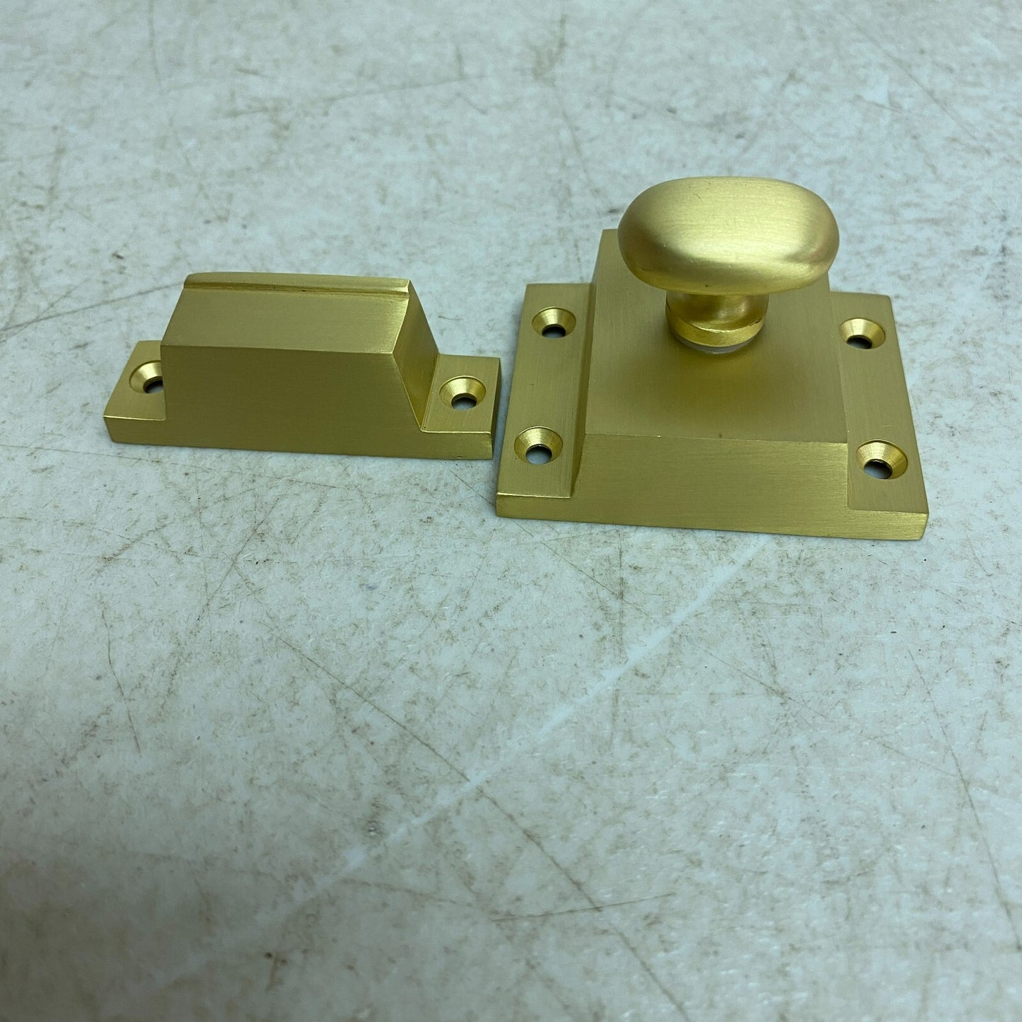 SIGNATURE HARDWARE PITKIN BRASS CABINET LATCHES WITH OVAL KNOB- SATIN BRASS