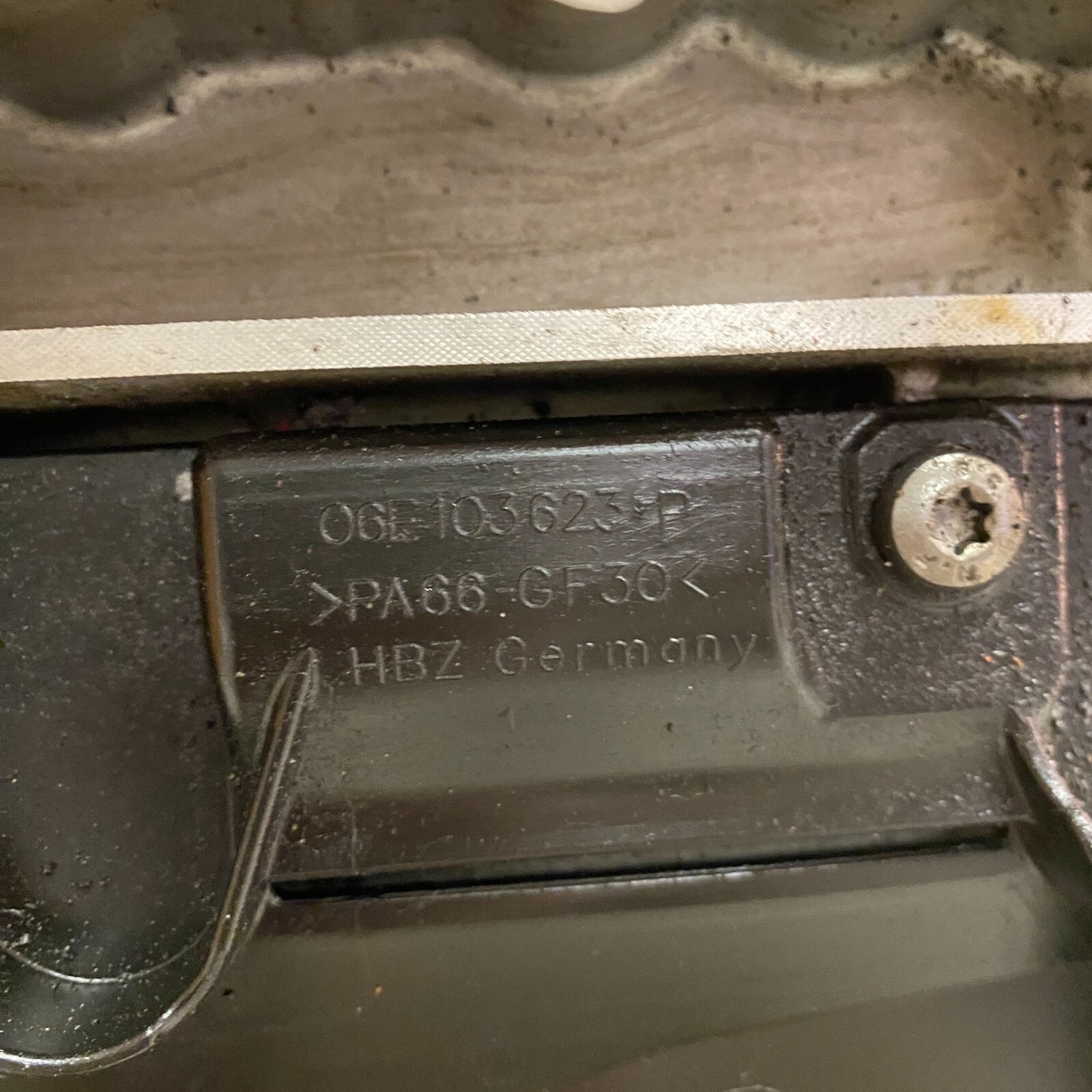 Audi UPPER OIL PAN 3.0L for 2017-2019 AUDI Q7  06E 103 603 BD