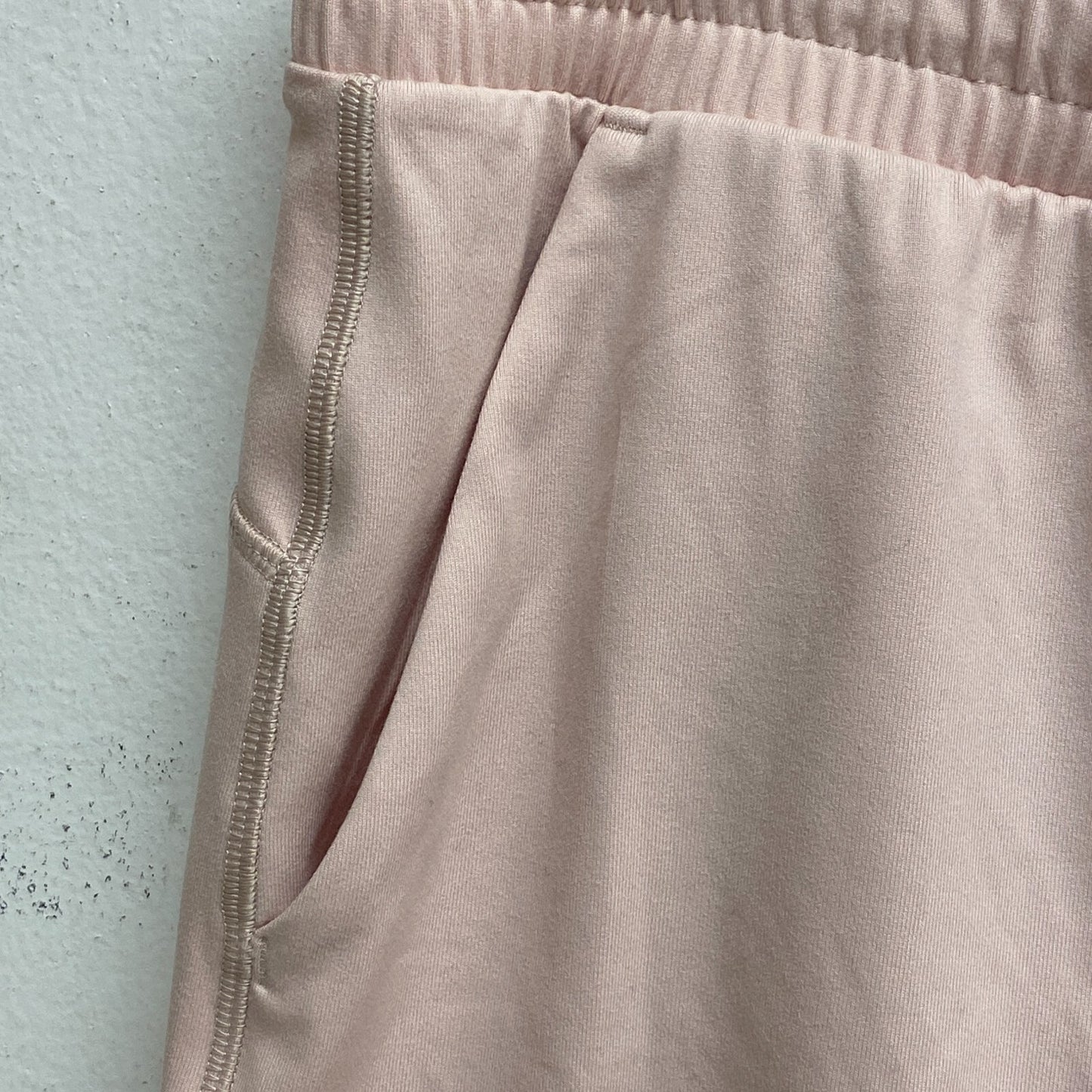 Alpine Design Women's Cute Relaxed Fit Field Knit Short Soft Peach ADW13807 New