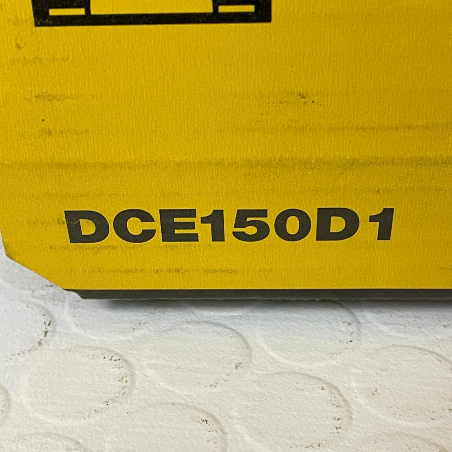 DeWALT DCE150D1 20V MAX Heavy Duty Cordless LED Cable Cutting Tool Kit