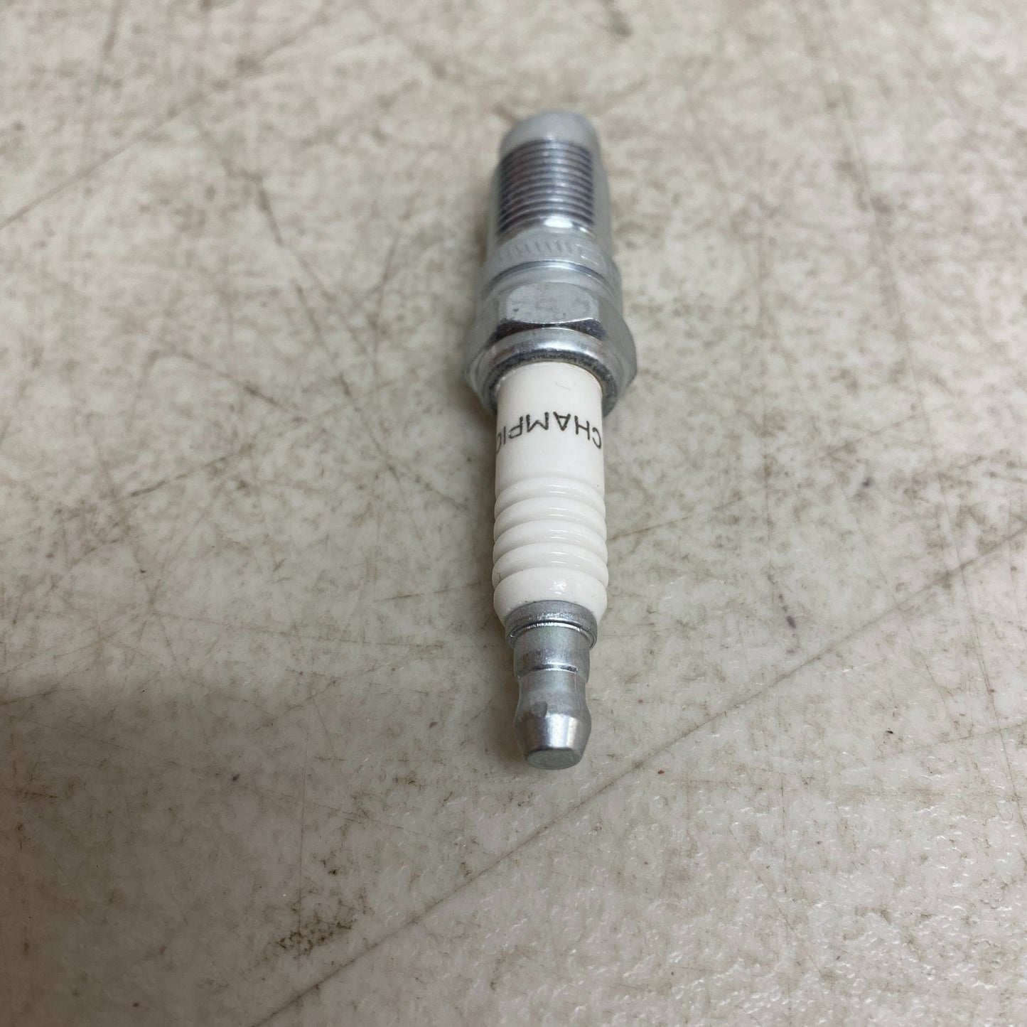 CHAMPION RS14LC 407 Copper Plus Spark Plug 1997-2003  Ford Ranger