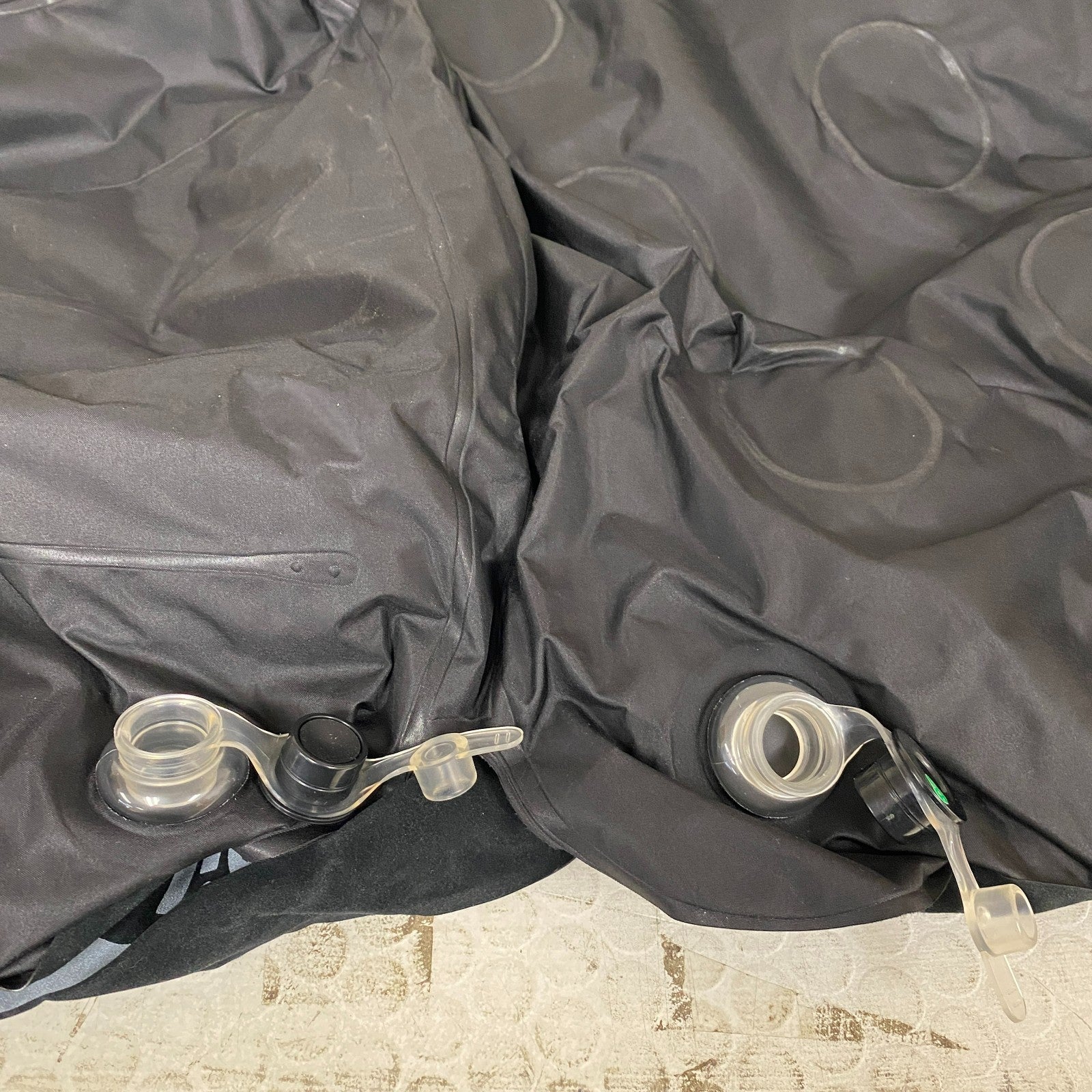 DikaSun Car Air Mattress Inflatable SUV Truck Camping Bed Pump Pillows