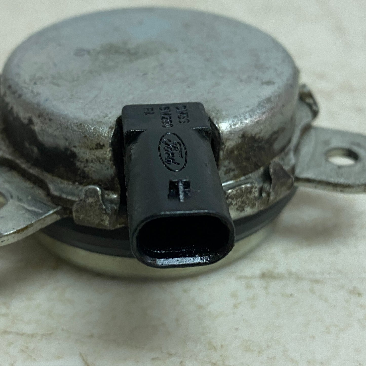 Ford Camshaft Actuator Solenoid Valve CM5G-6M280-FA , #817-1CP