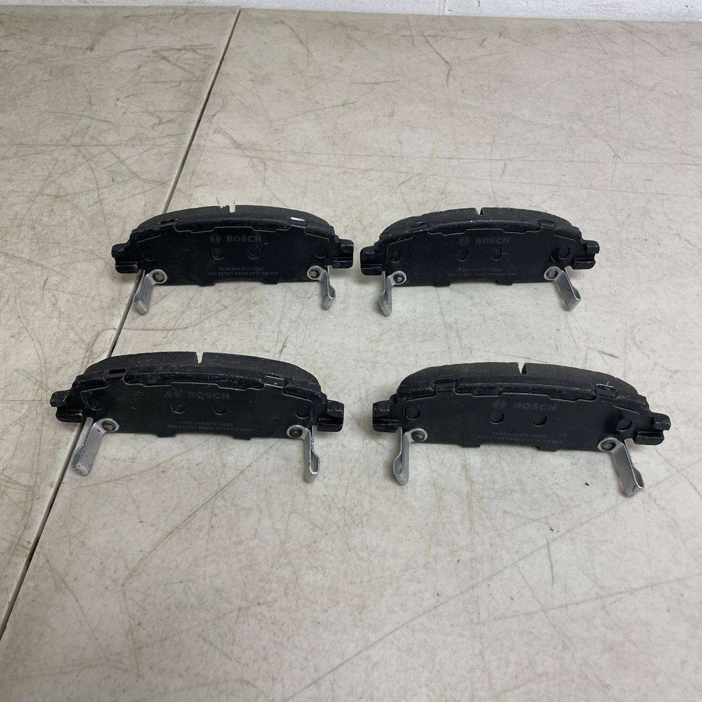 BOSCH BC1363 QuietCast Ceramic Disc Brake Pads Front for Select GM & Cadillac