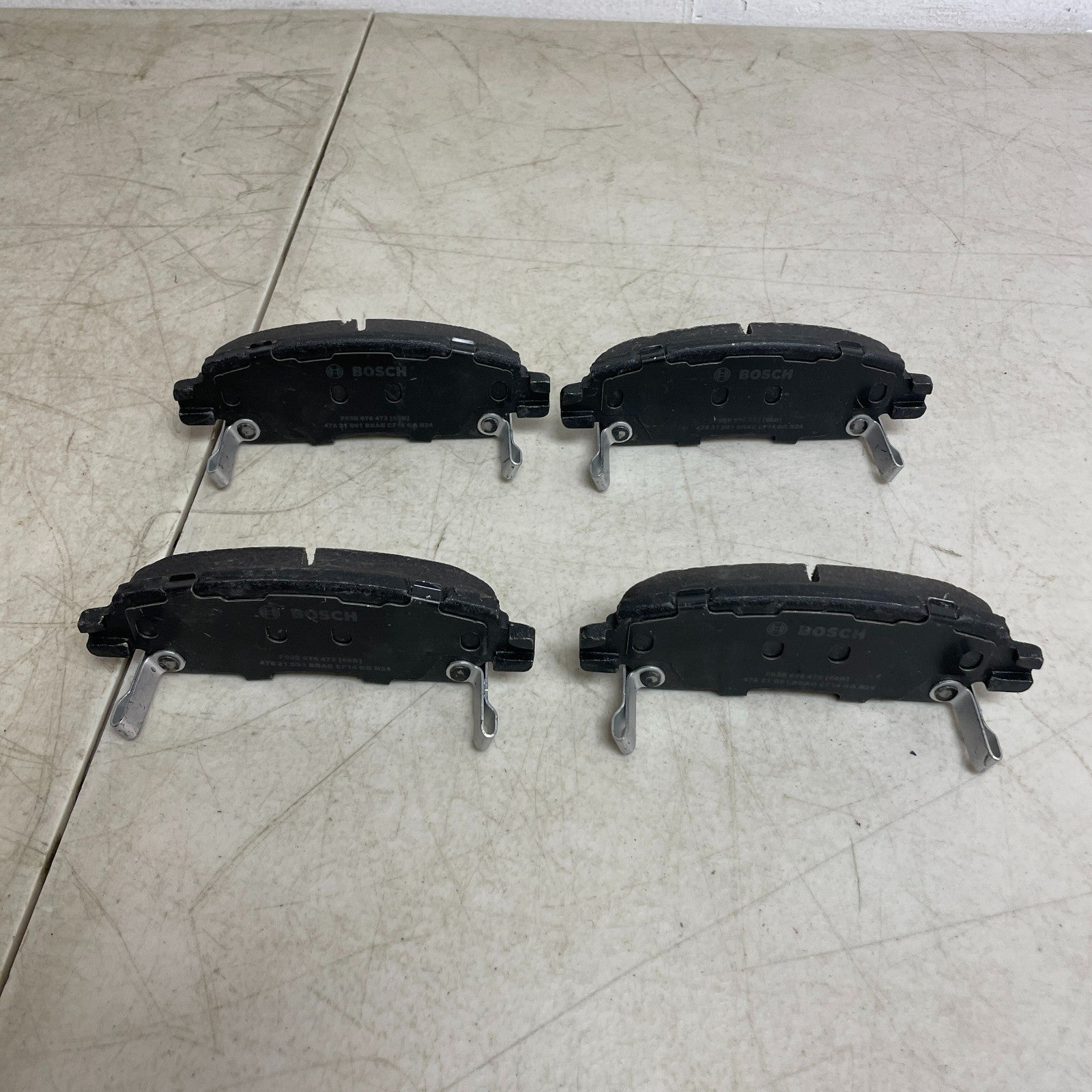 BOSCH BC1363 QuietCast Ceramic Disc Brake Pads Front for Select GM & Cadillac