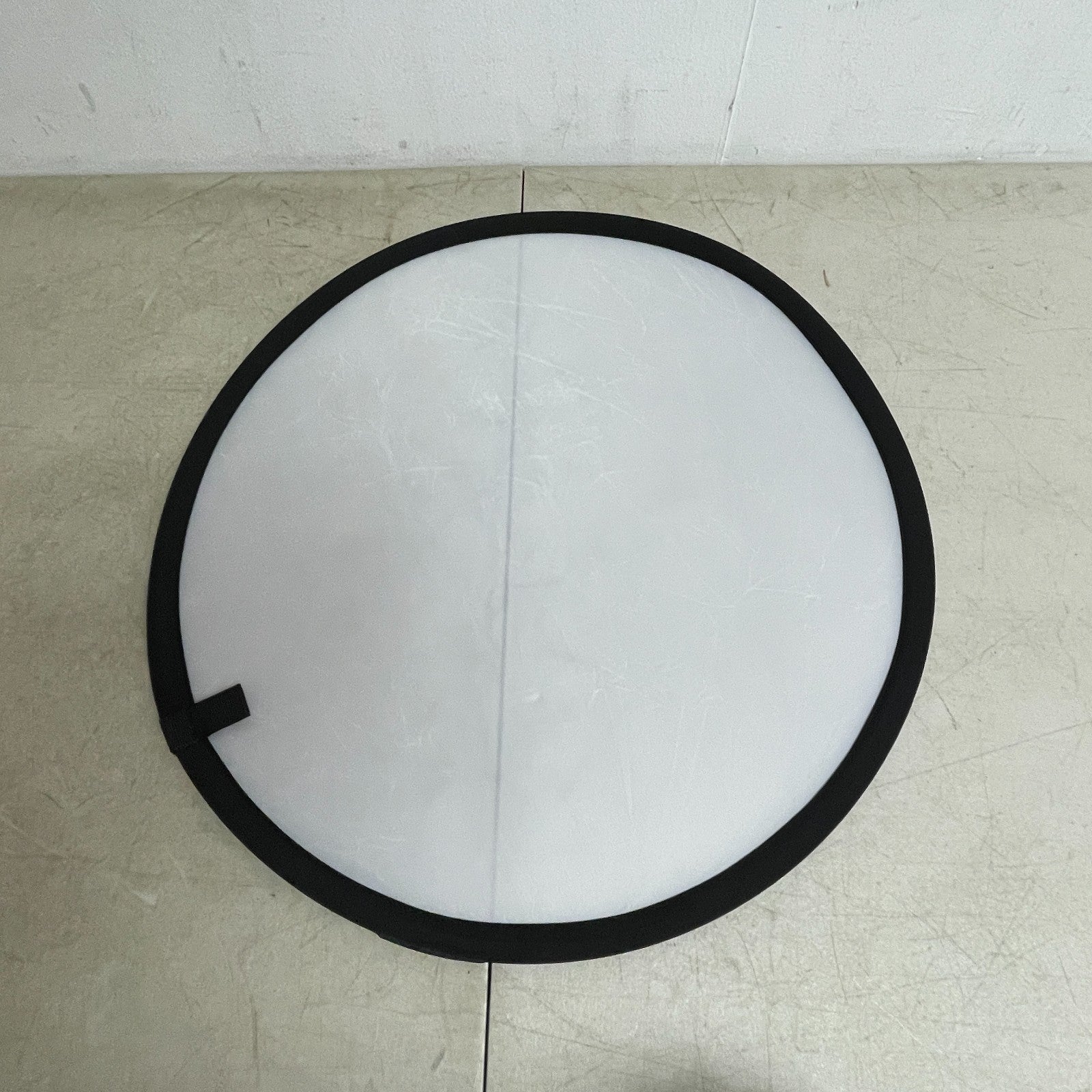 Etekcity 24″ 5‑in‑1 Collapsible Photography Reflector Kit Silver/Gold/White/Bla