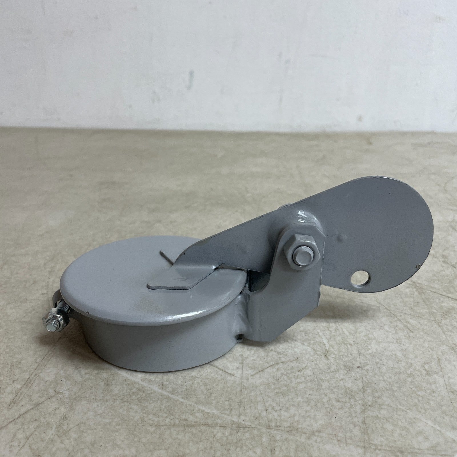 ANTHES 44Z123 Exhaust Rain Cap Steel Gray Powder-Coated Bolt Mount Heavy Duty