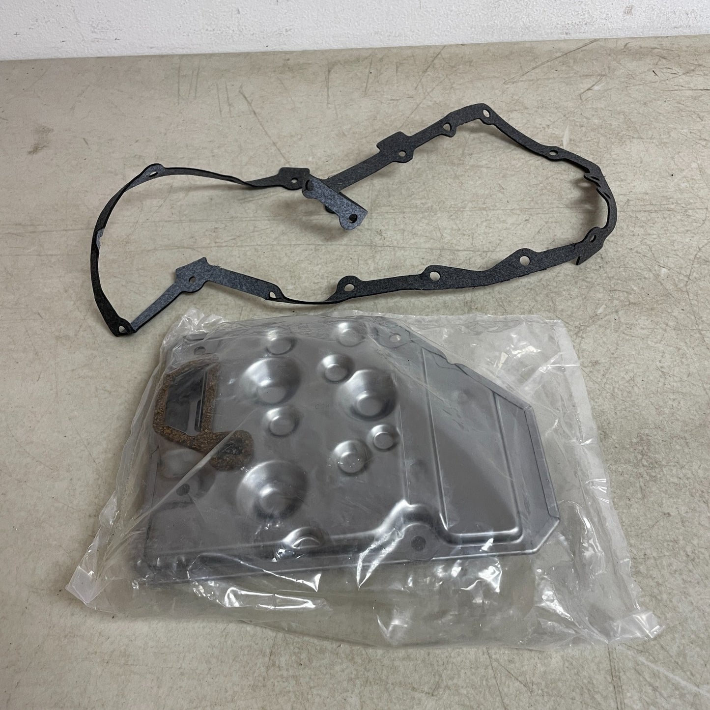 ATP Transmission Filter Kit B-184 1987-1996 Isuzu NPR NQR NRR 3.9L & 5.7L