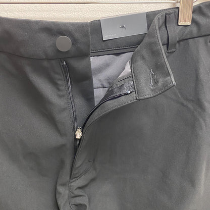 VRST Men's 7â Slim Fit Limitless Shorts  Flat Front Pure Black MAX2004167