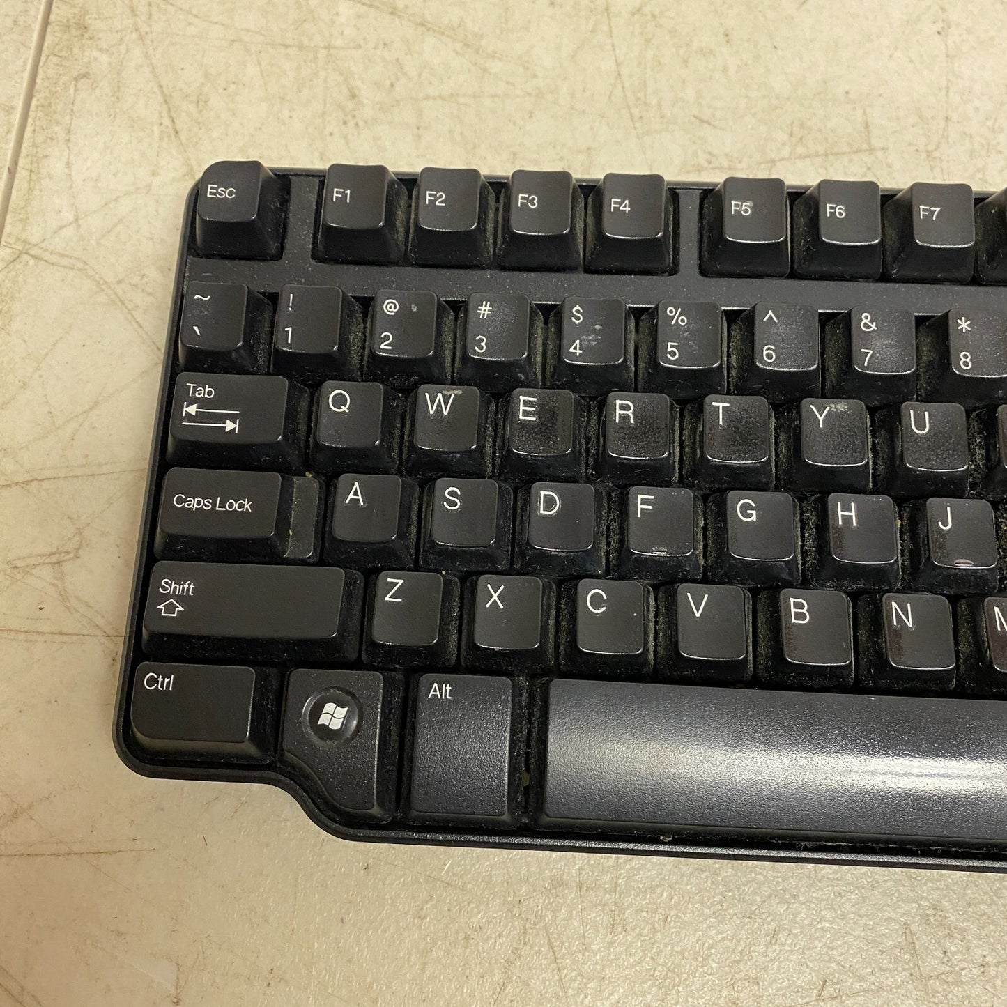 Dell USB Enhanced Slim Wired Black Keyboard with stands SK-8115