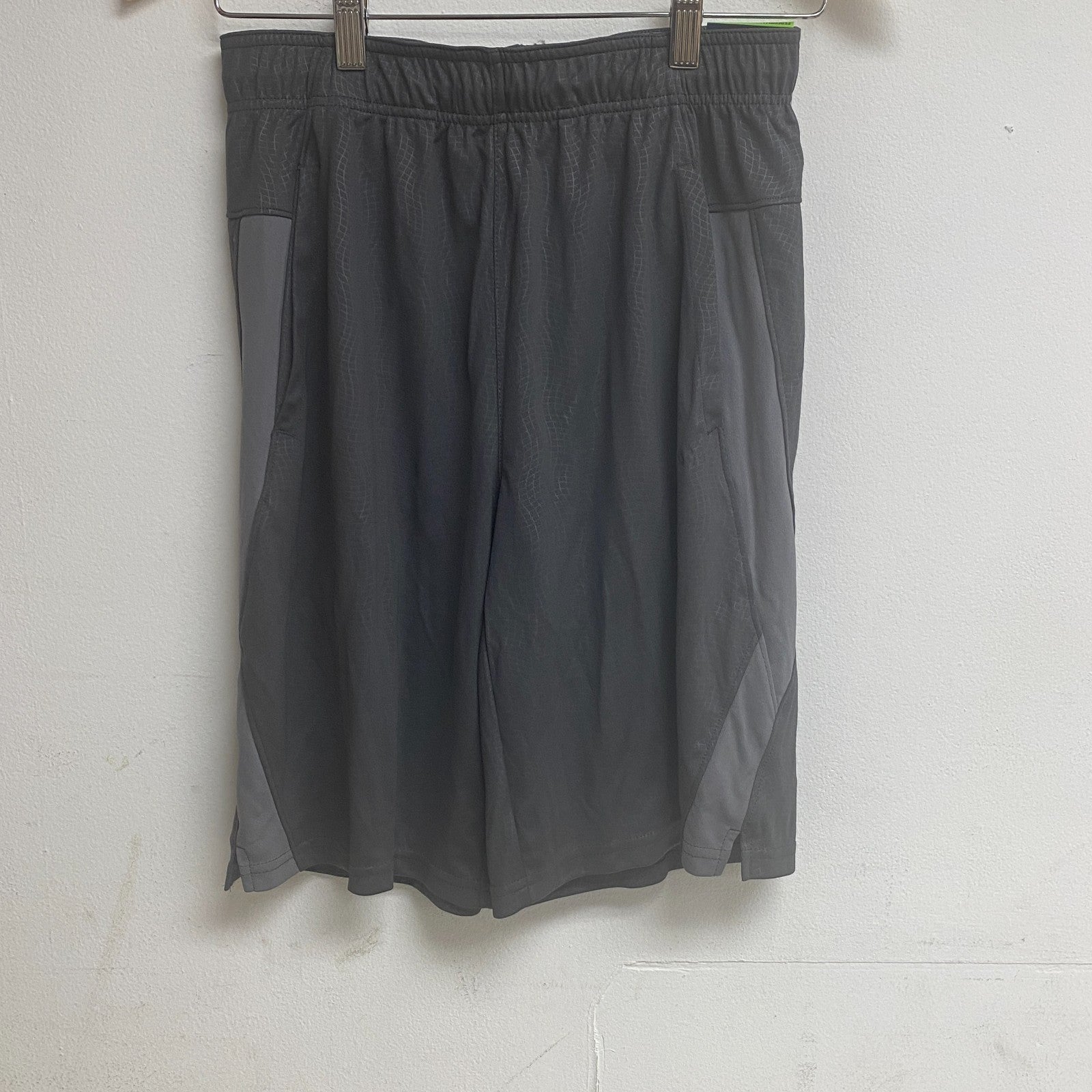 DSG Menâs Training Shorts Asphalt DAB12106 Athletic Workout Activewear