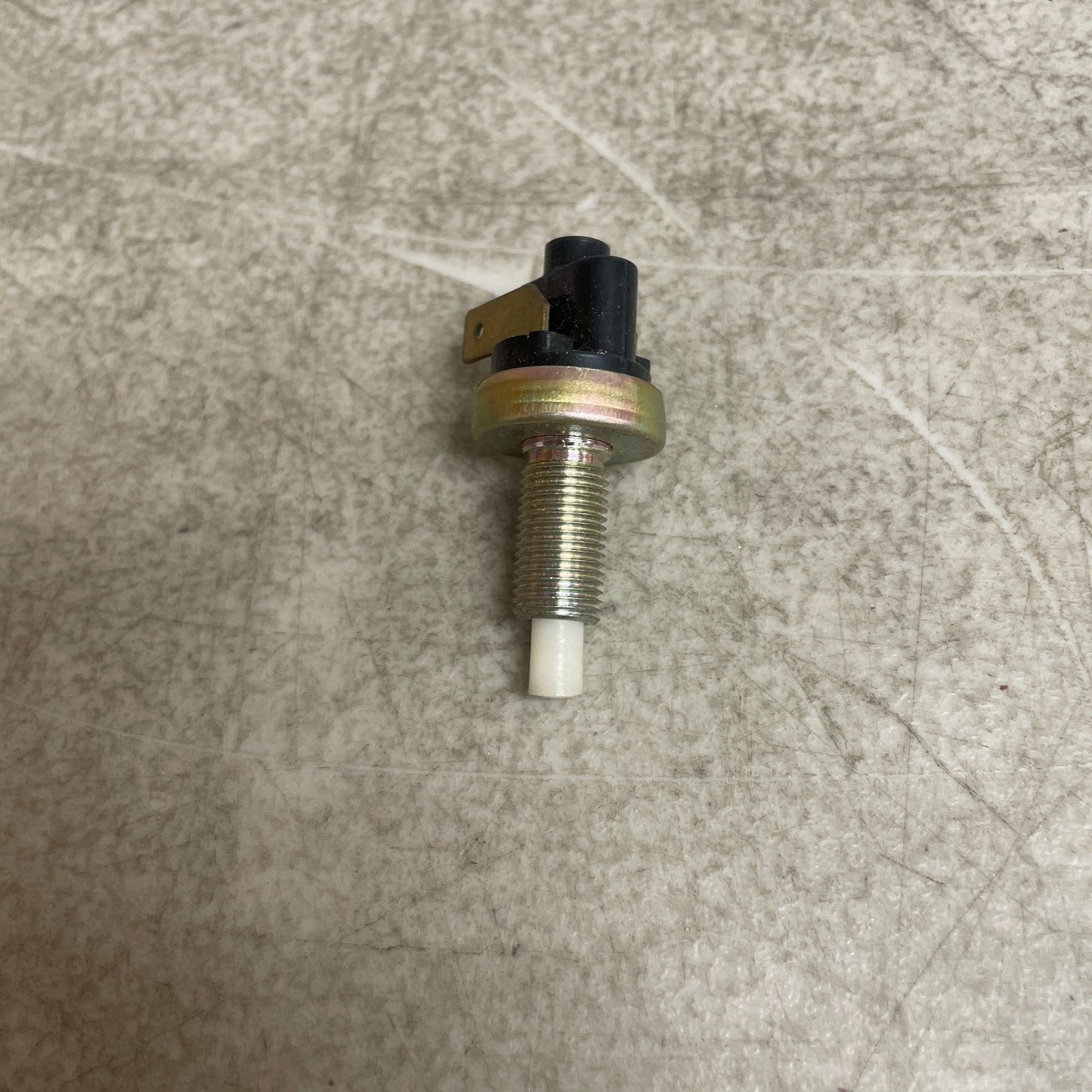 Standard SLS-170 Brake Light Switch 1970-1989 Peugeot 504 505