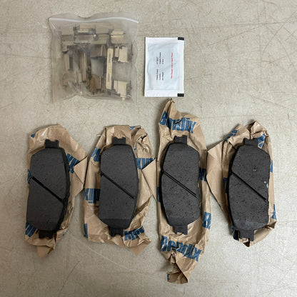 Bendix CFC906 Ceramic Front Brake Pads for Lexus ES300 ES330 Toyota Camry Avalon