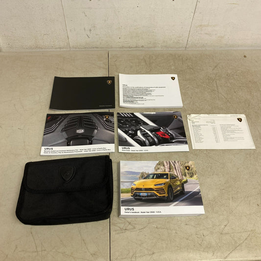 2022 Lamborghini Urus Owner's manuals and wallet BRAND NEW