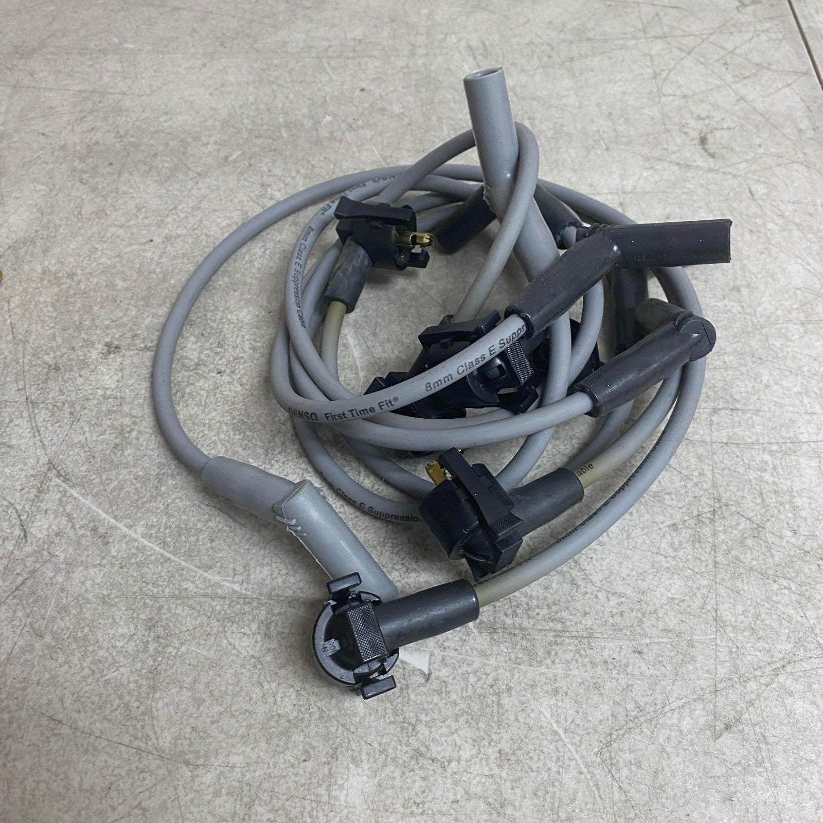 DENSO 671-6102 Spark Plug Ignition Wire Set Ford Windstar 3.8L V6 (1999–2000)