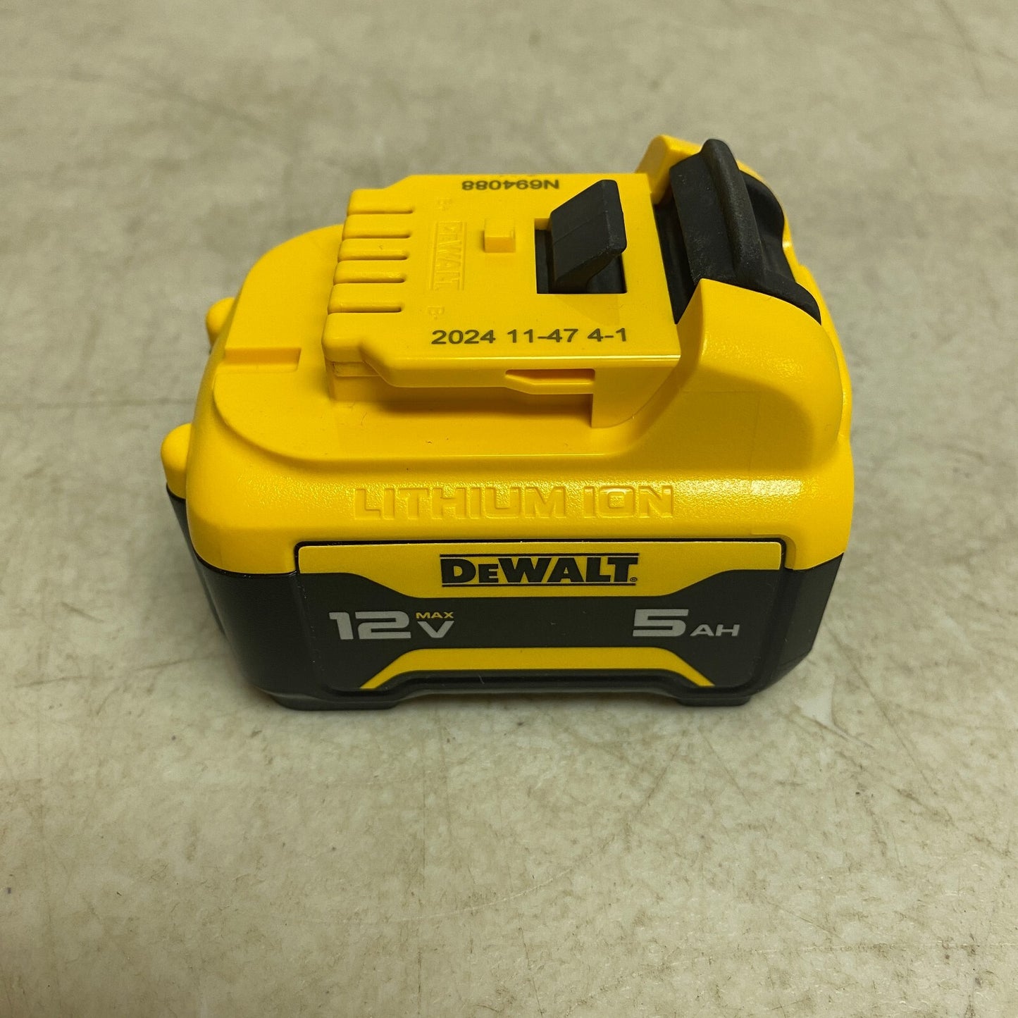 DeWalt 12V MAX 5.0Ah Lithium-Ion Battery DCB126