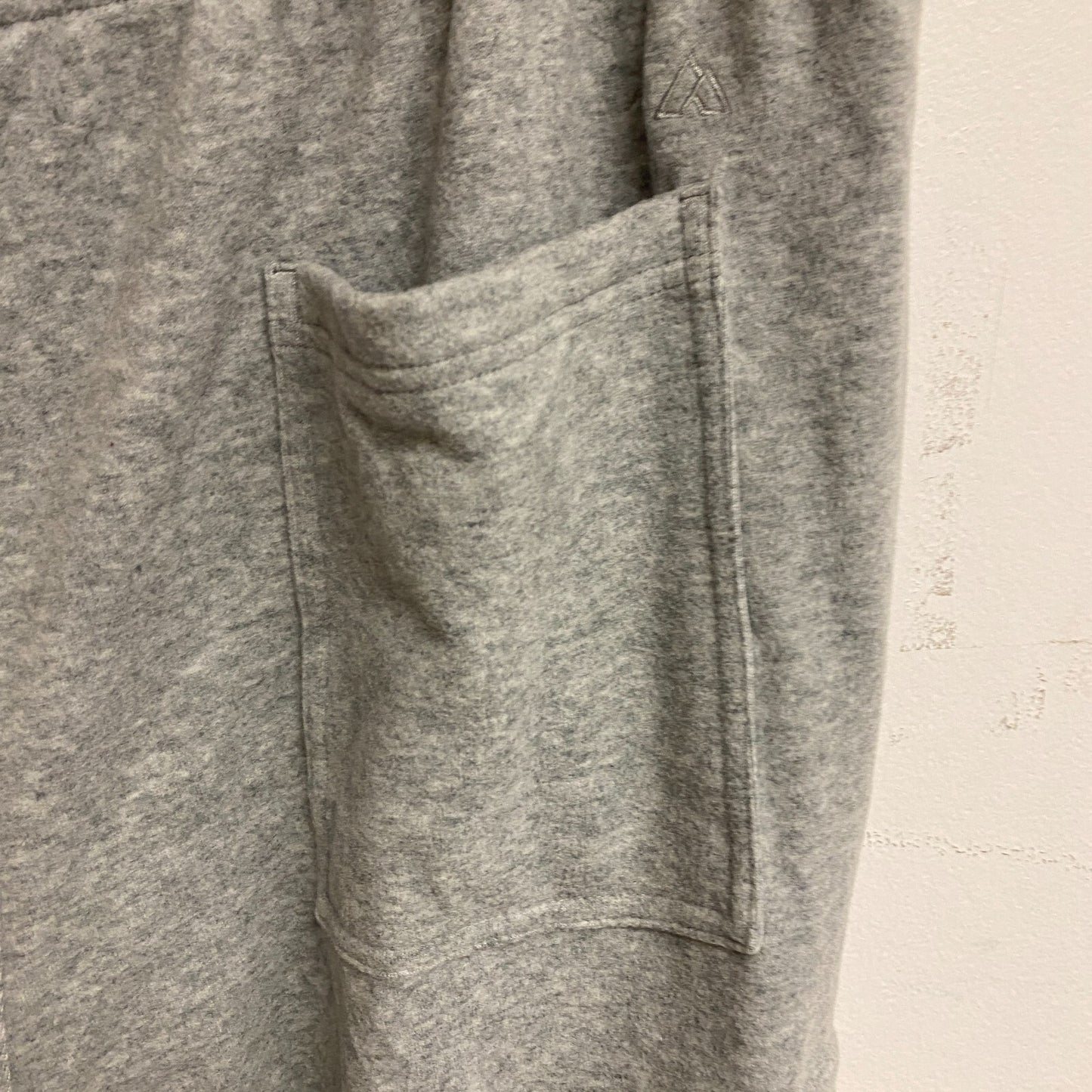 Alpine Design Men's AD M Wonderful Cargo Pant Medium Gray Heather ADM23904H New!