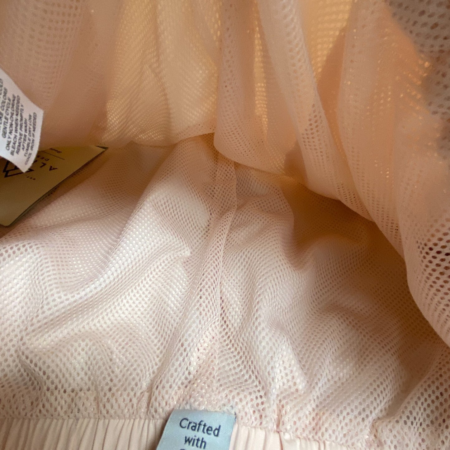 Alpine Design Women AD Woven Cargo Shorts Soft Peach ADW13806  BRAND NEW