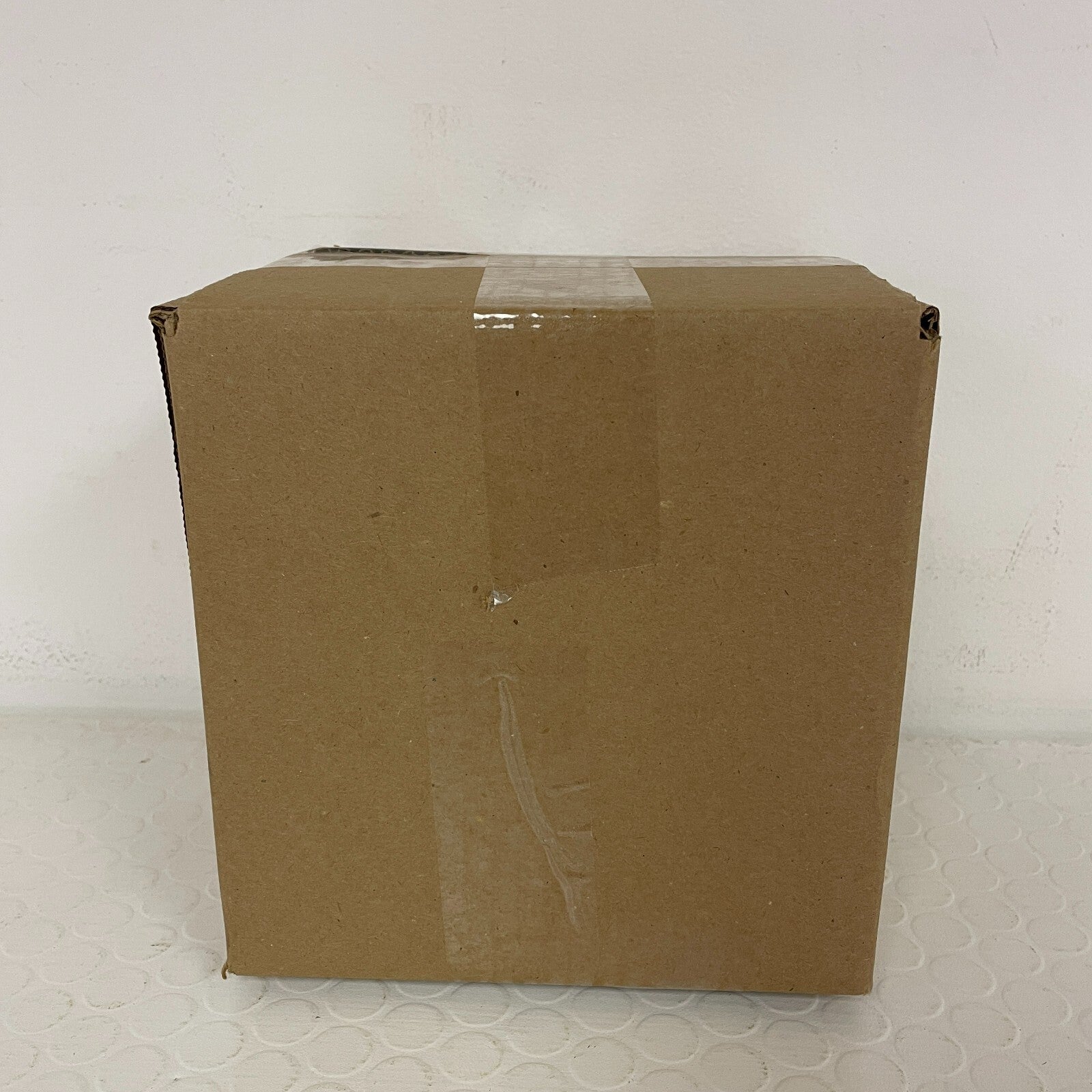 Oculus Rift S Virtual Reality Headset - Black (Includes Headset, Controllers)