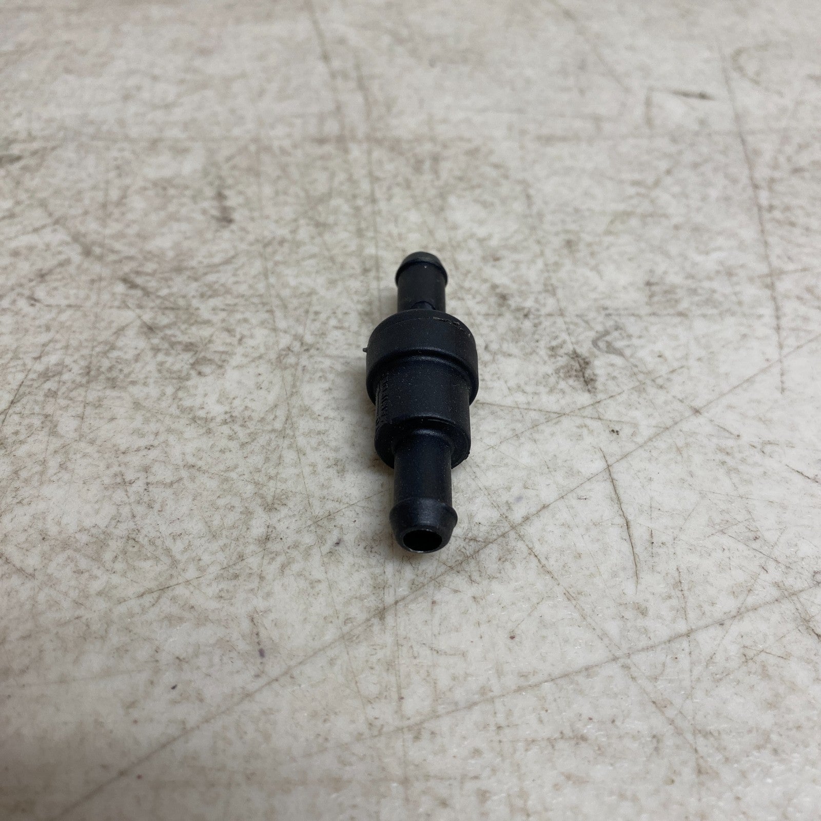 Beck/Arnley 045-0299 PCV Valve Inline 90-Degree 1990-1993 Geo Storm