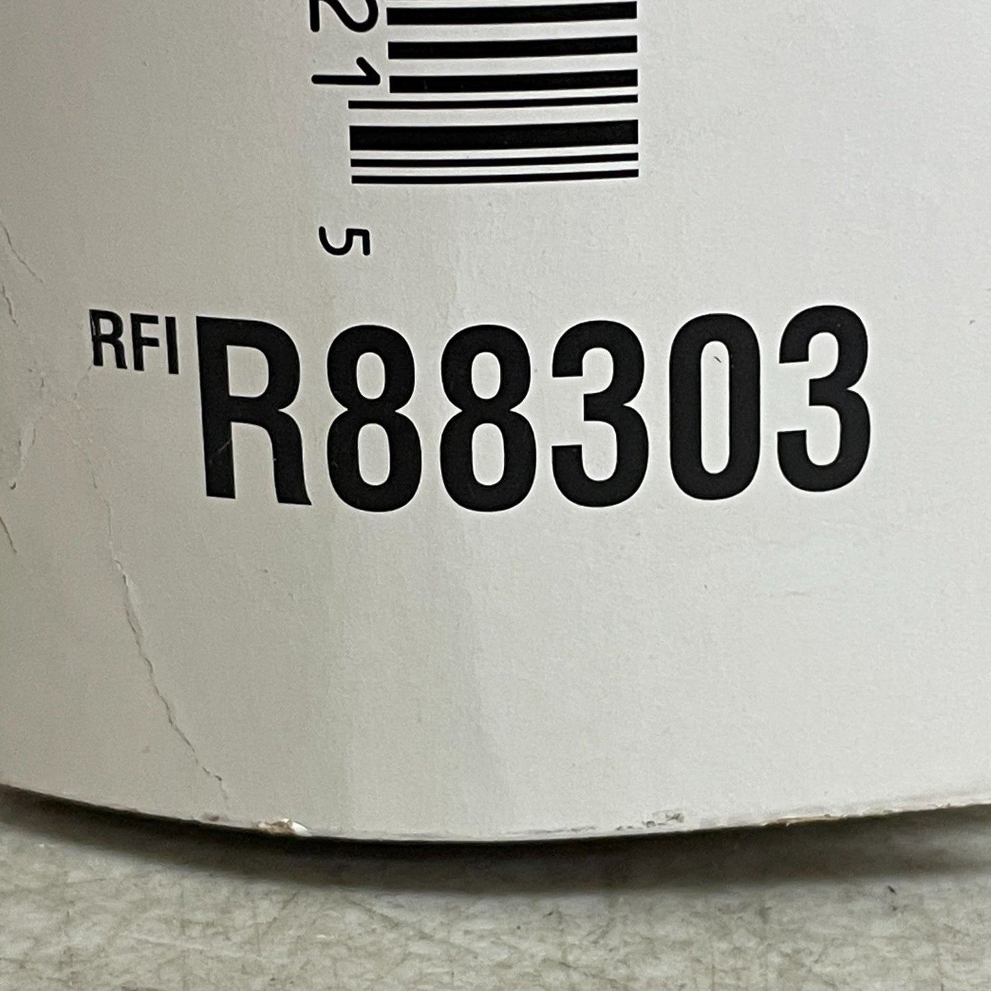 Carquest R88303 Engine Air Filter OE Fit 11.9" × 7.25" × 1.97" Polyurethane