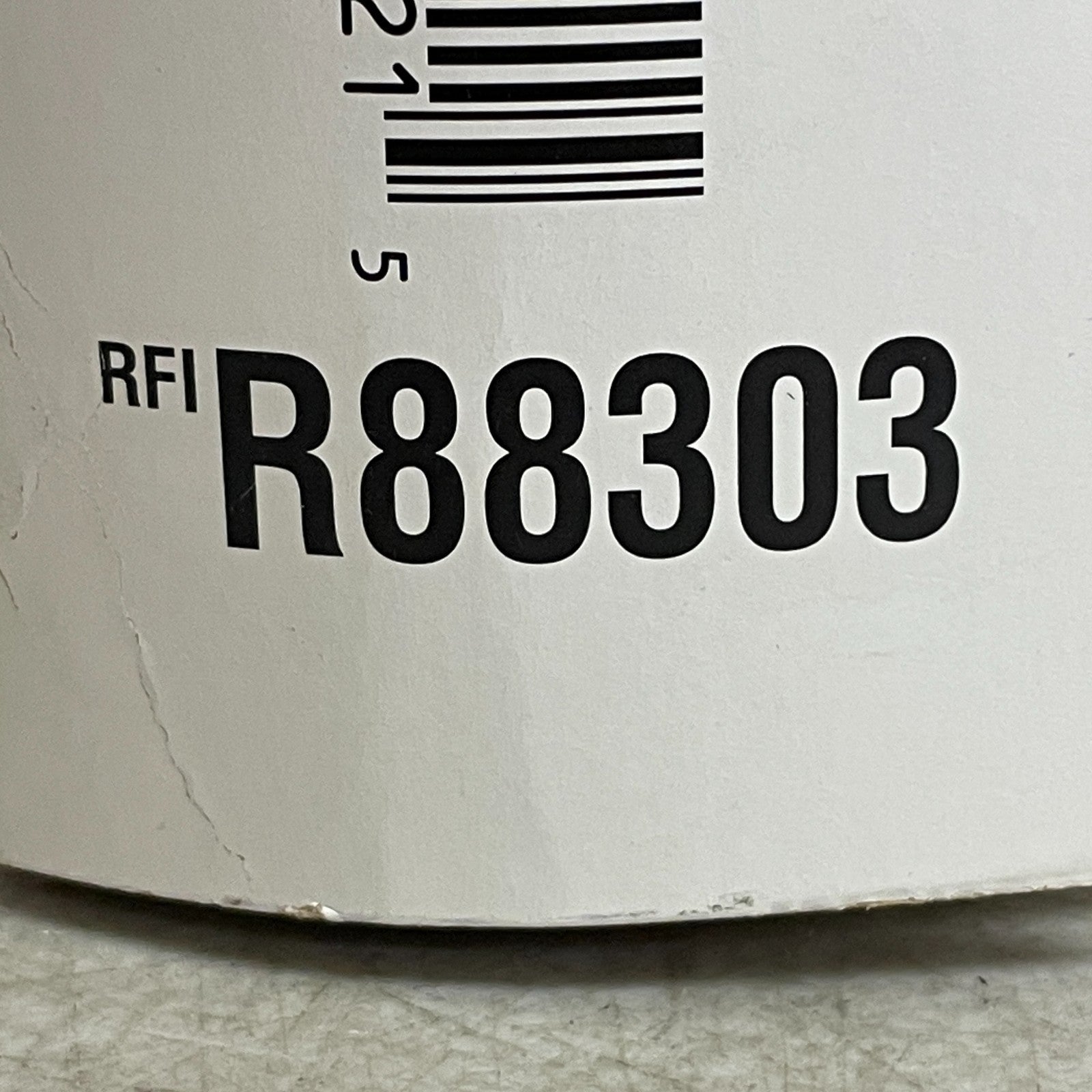 Carquest R88303 Engine Air Filter OE Fit 11.9" × 7.25" × 1.97" Polyurethane