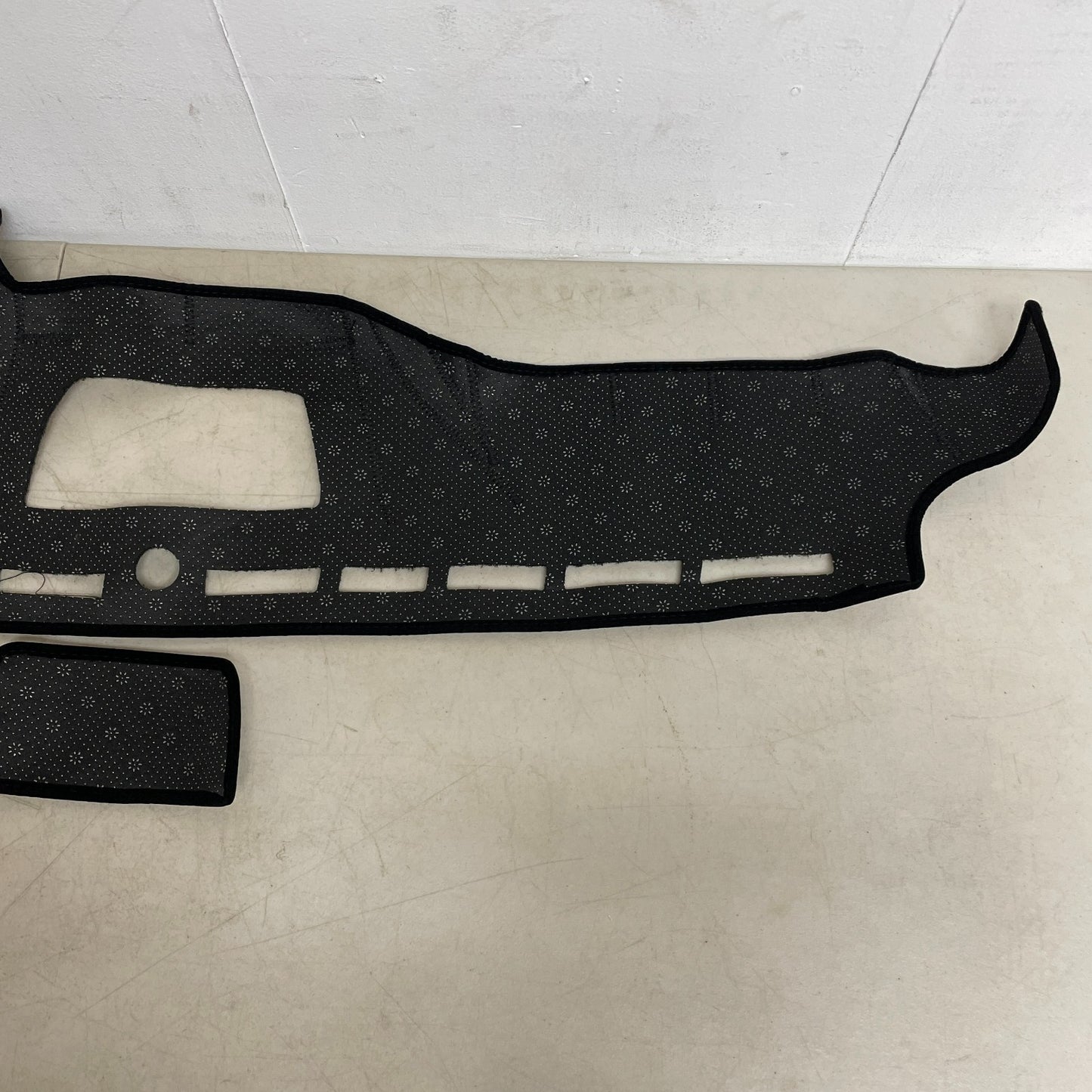 KEYOOG Dash Cover Black Anti-Glare Non-Slip Mat for Jeep Wrangler JK 2011-2017