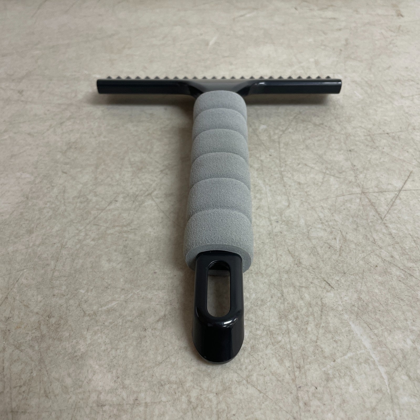 Amazon Basics Window Squeegee with Handle 8" Blade Car Glass Shower Mirror