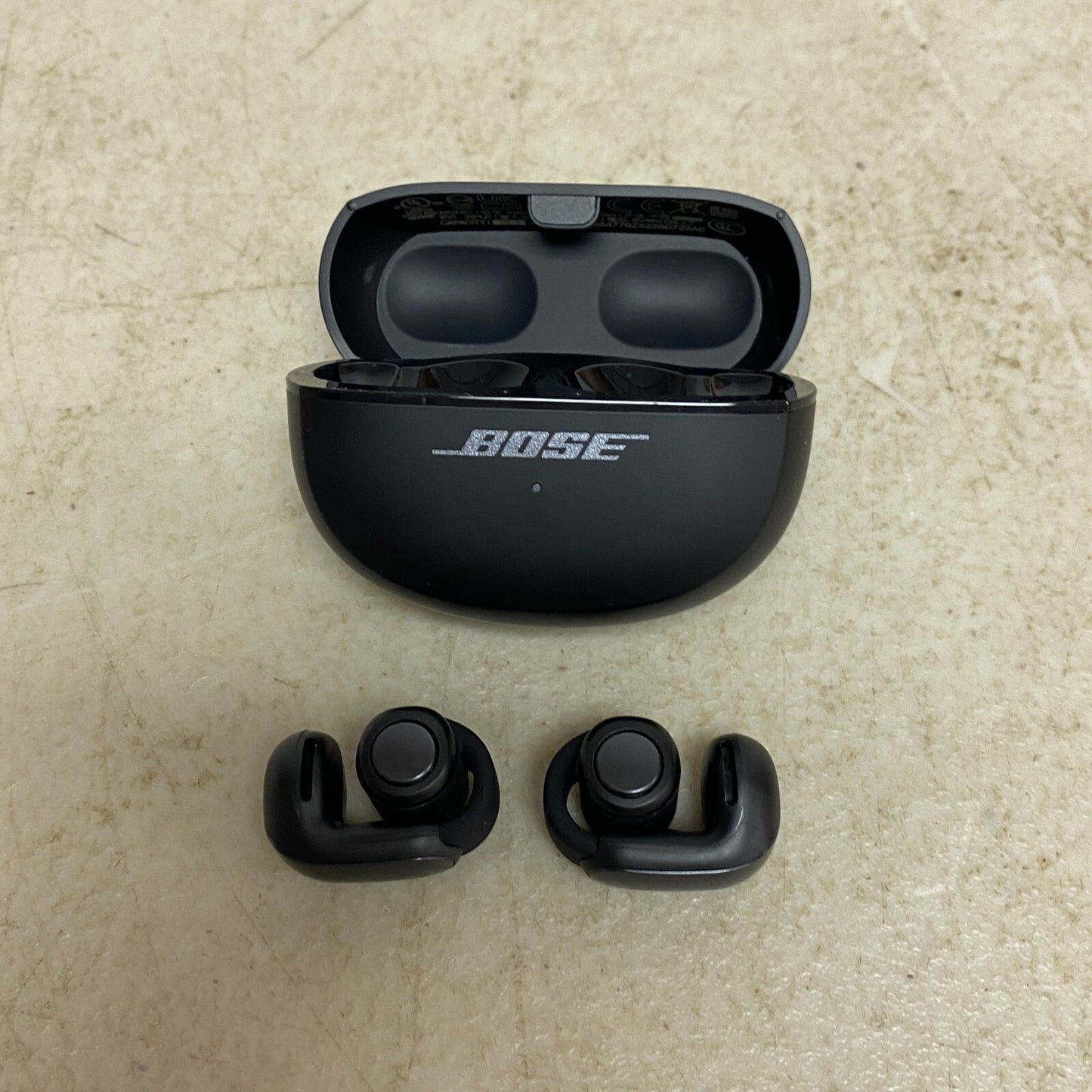 Bose Ultra Open Earbuds Black Made for iPhone | iPad ,work with Android New !!