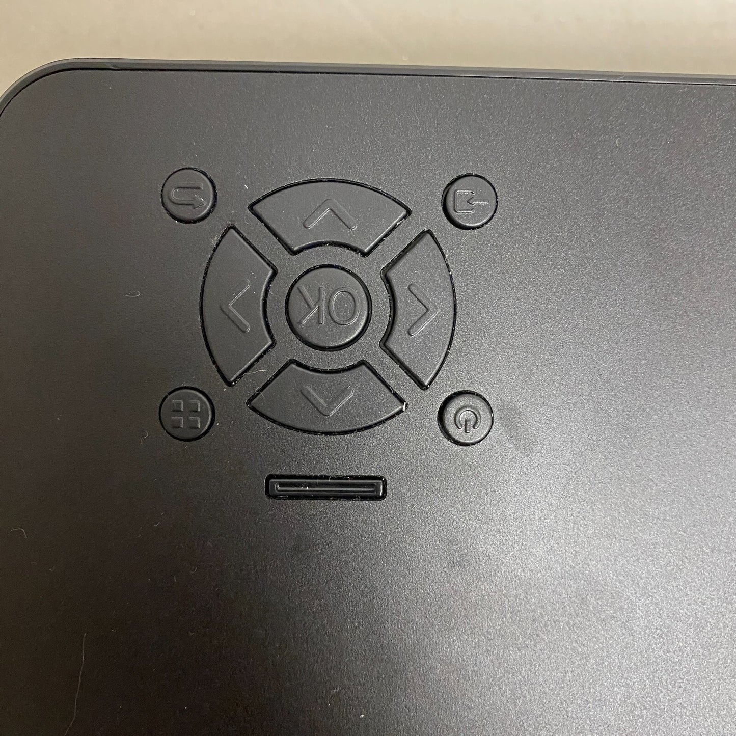 Roconia 150" Class FHD (1080p) LED Projector Movie Video Home Theater w/ Screen"