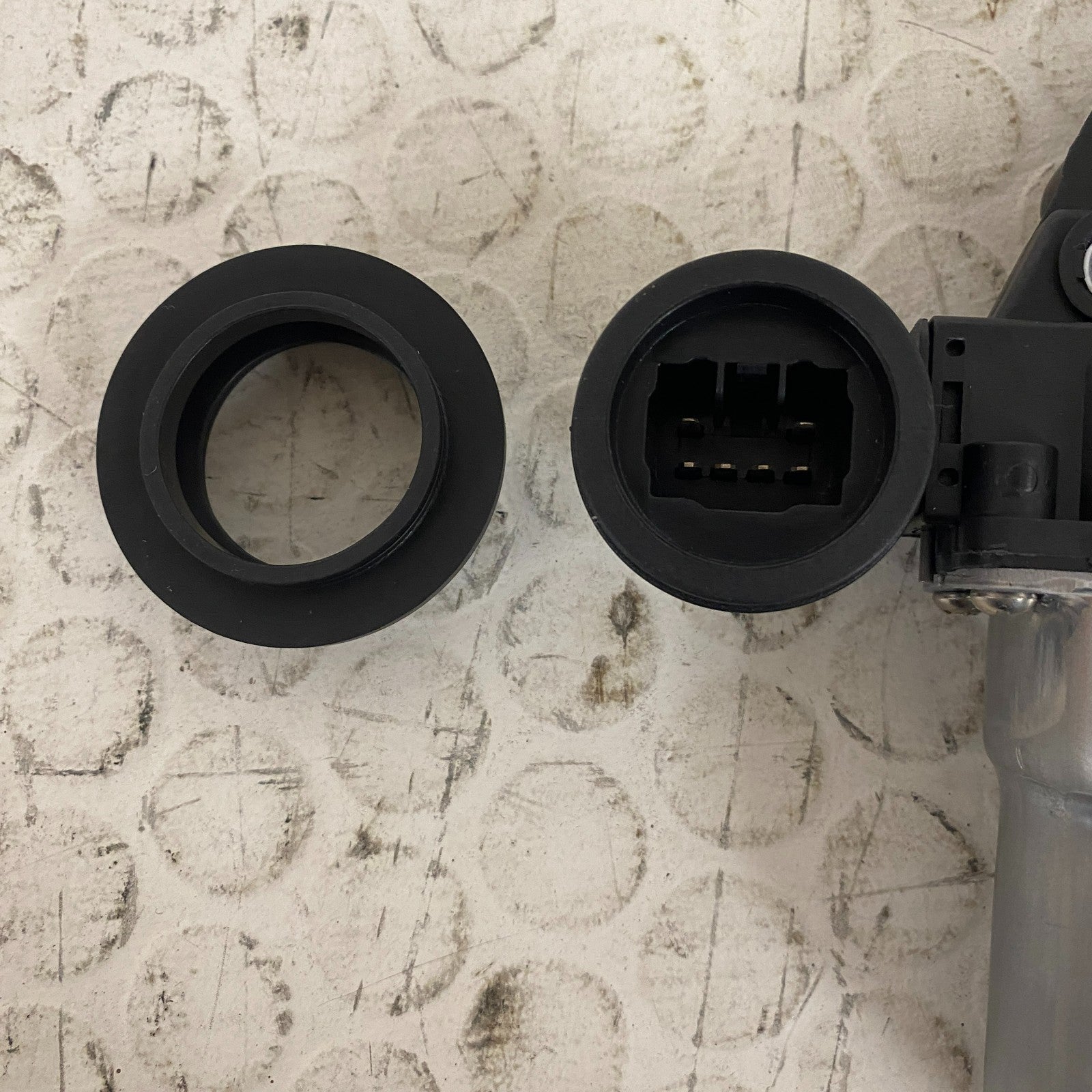 Dorman 742‑623 Power Window Motor Front Left for Lexus Toyota