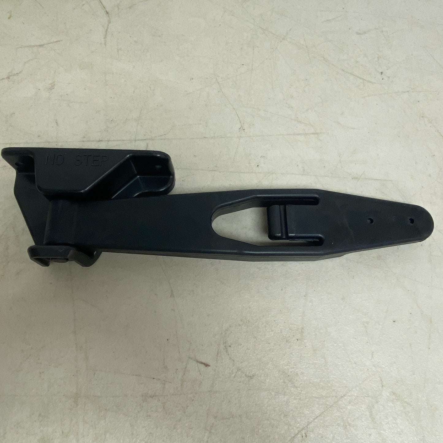 Automann HLK1020 Freightliner Columbia Hood Latch Right Hand (RH)