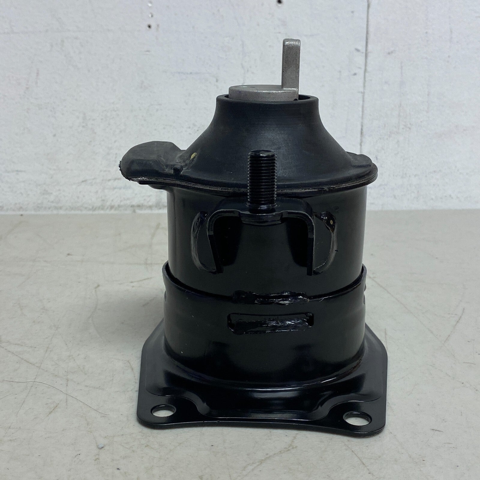 FRONT LOWER SIDE ENGINE MOUNT -FITS: 2010-2013 ACURA ZDX (3.7L, V6, A/T) FT84526