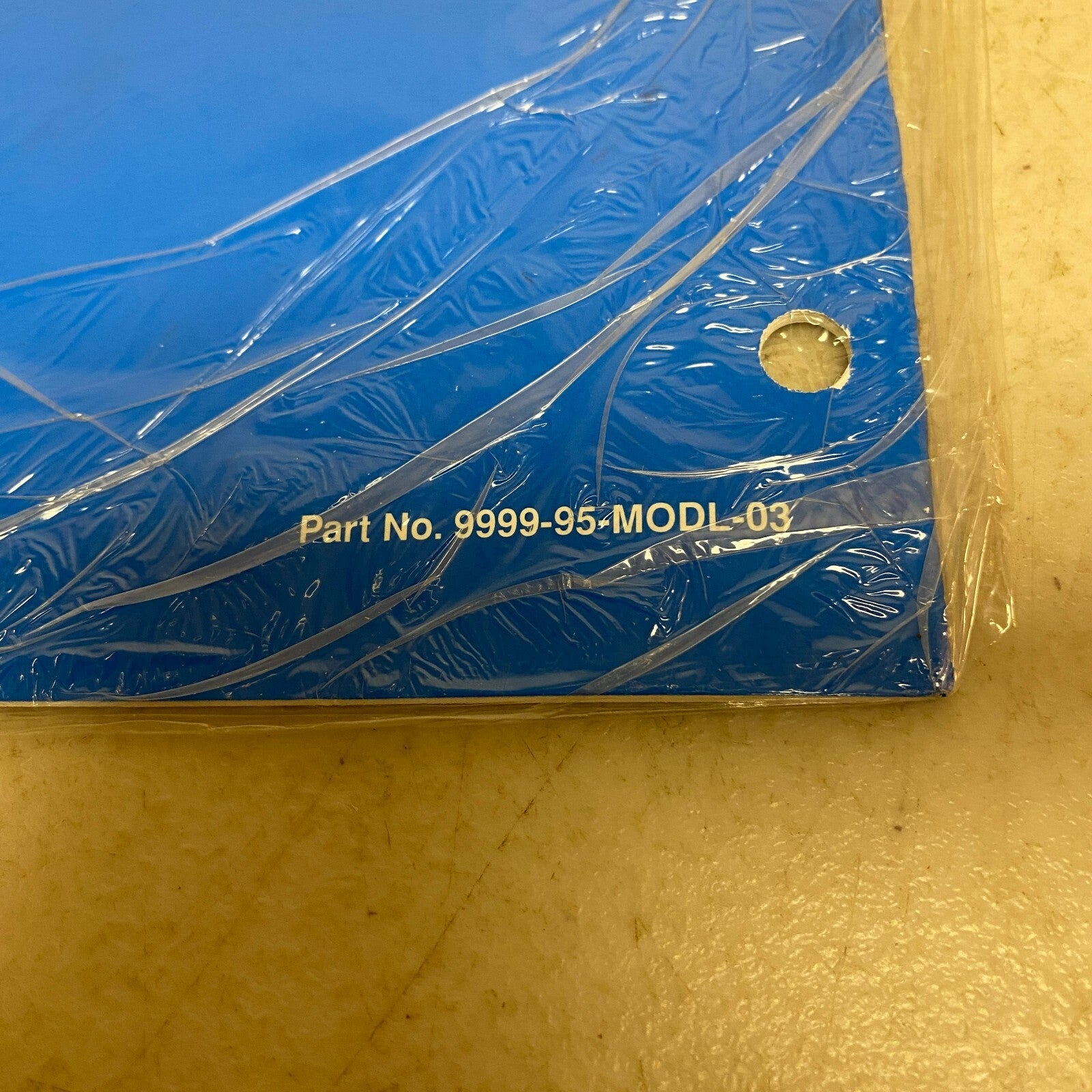 Mazda MX-5 Miata; MX-5; MPV 2003 Service Highlights 9999-95-MODL-03,#566-1CP