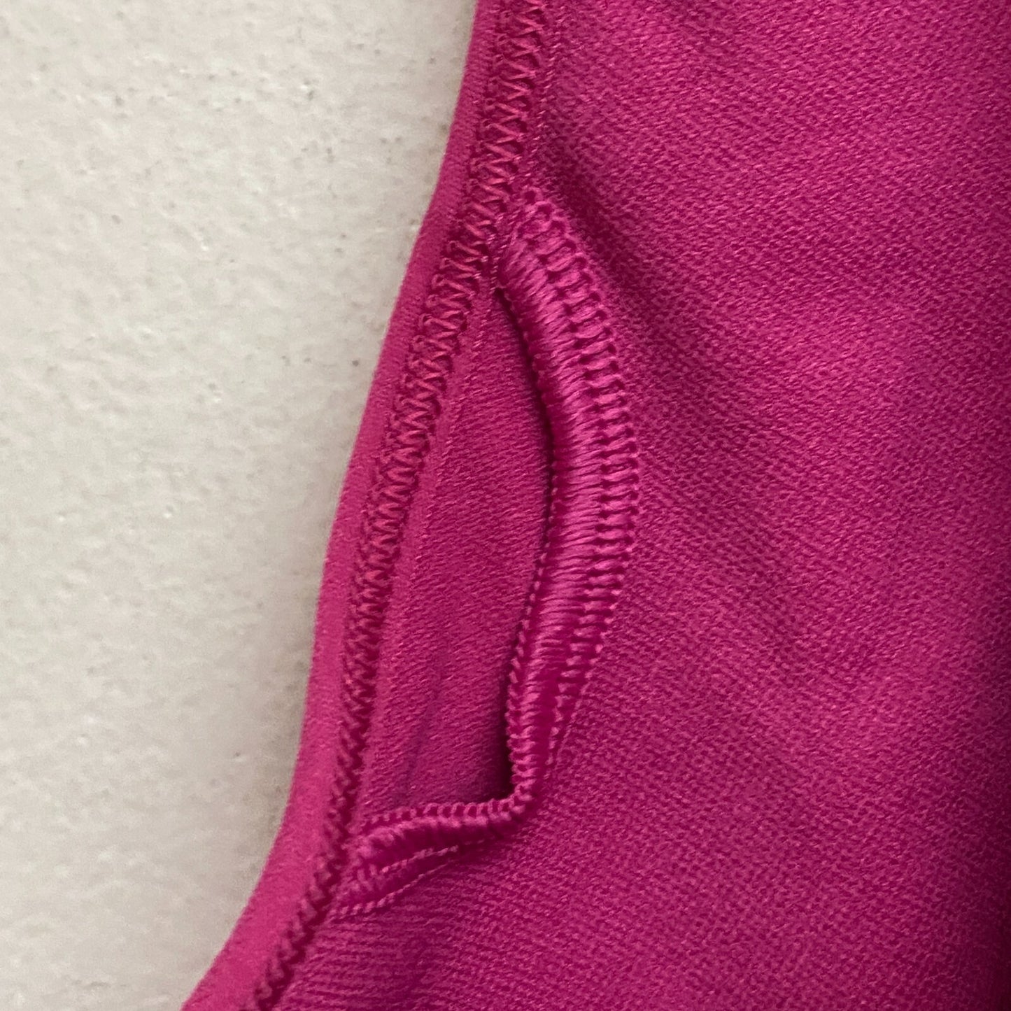 DSG Womens Momentum Seamless Crop Tank Raspberry Ice DAW23303 BRAND NEW