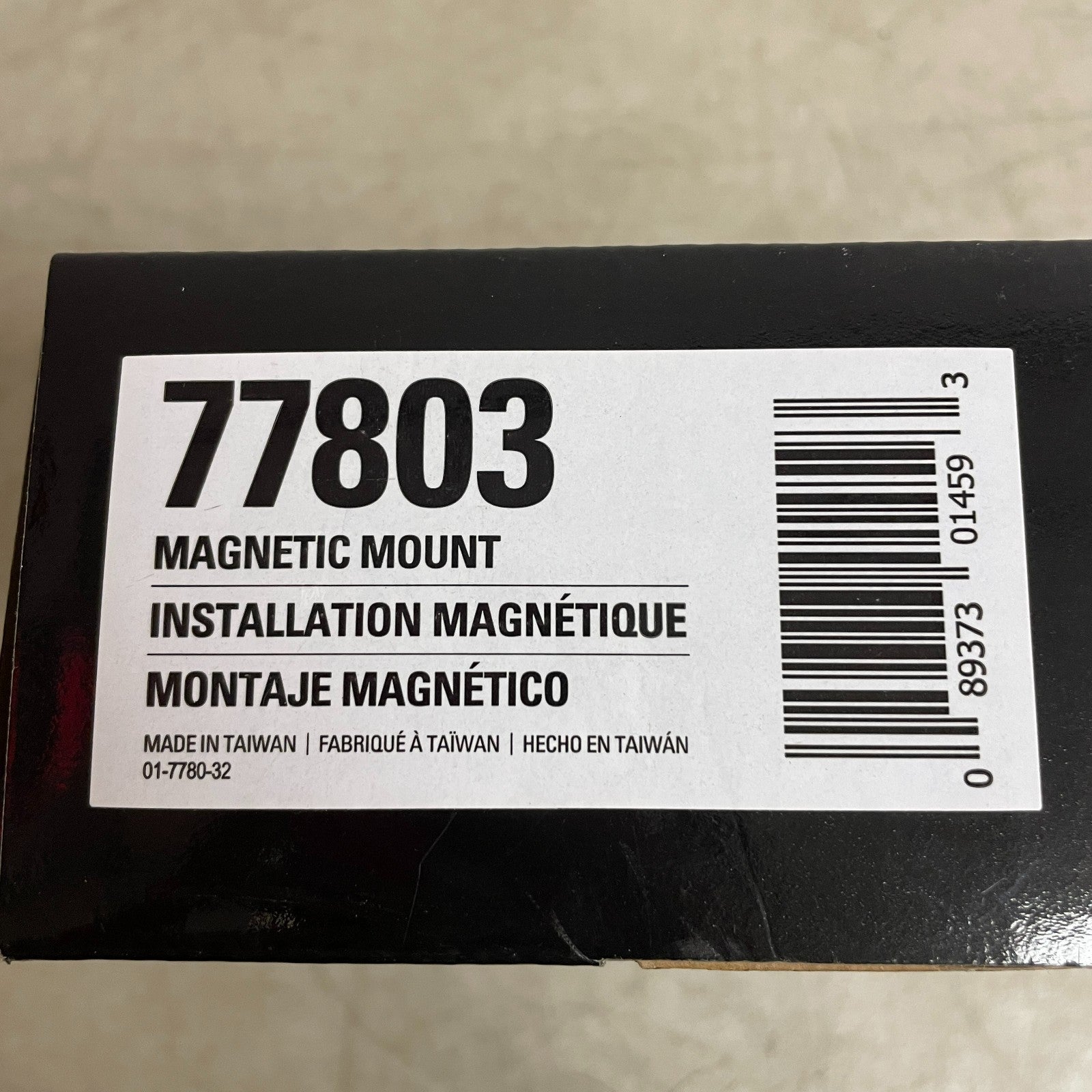 Grote 77803 Compact LED Mini Light Bar 6.77" x 9.75" x 1.44" Magnetic Mount