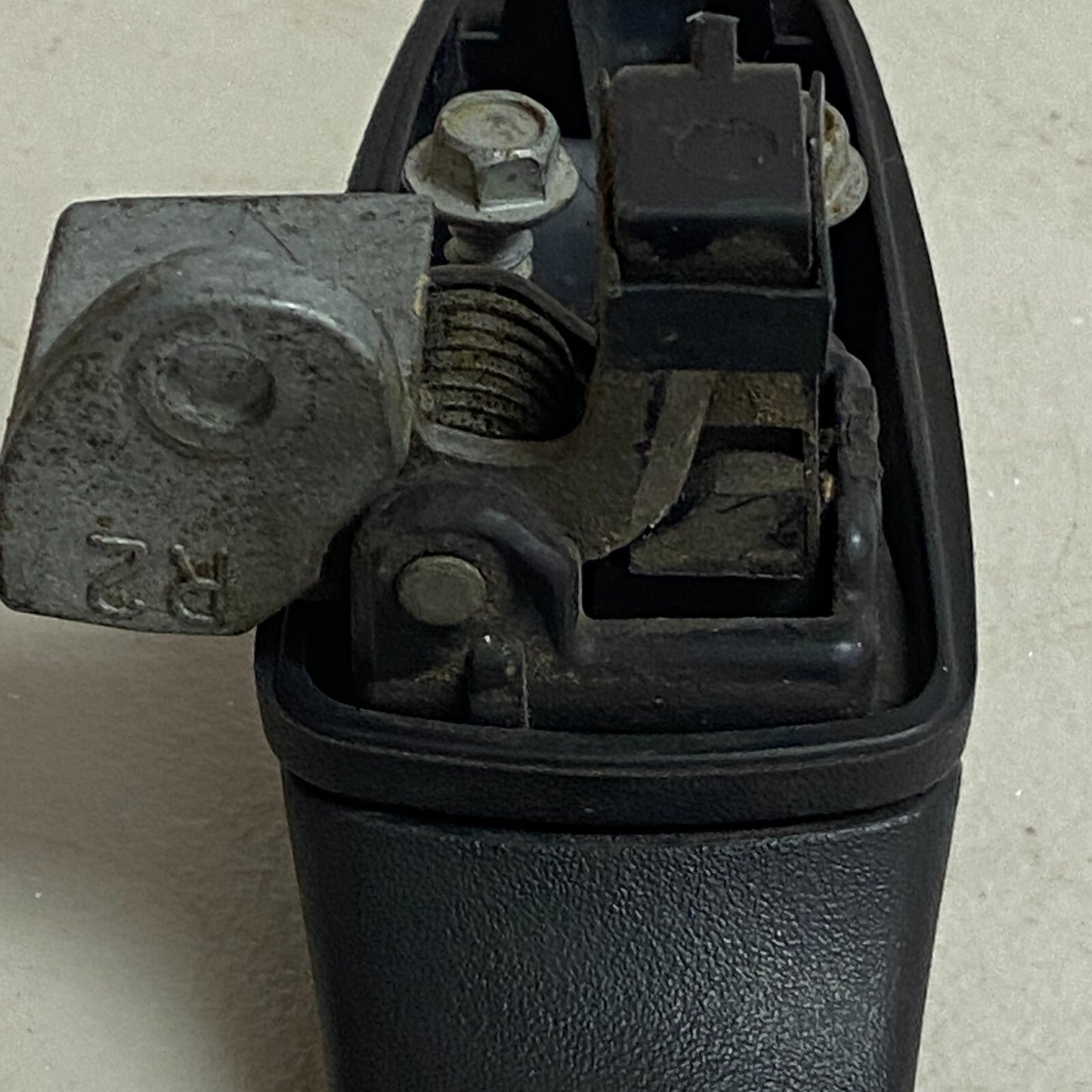 2008-2013 DODGE JOURNEY FRONT OR REAR PASSENGER SIDE EXTERIOR DOOR HANDLE OEM