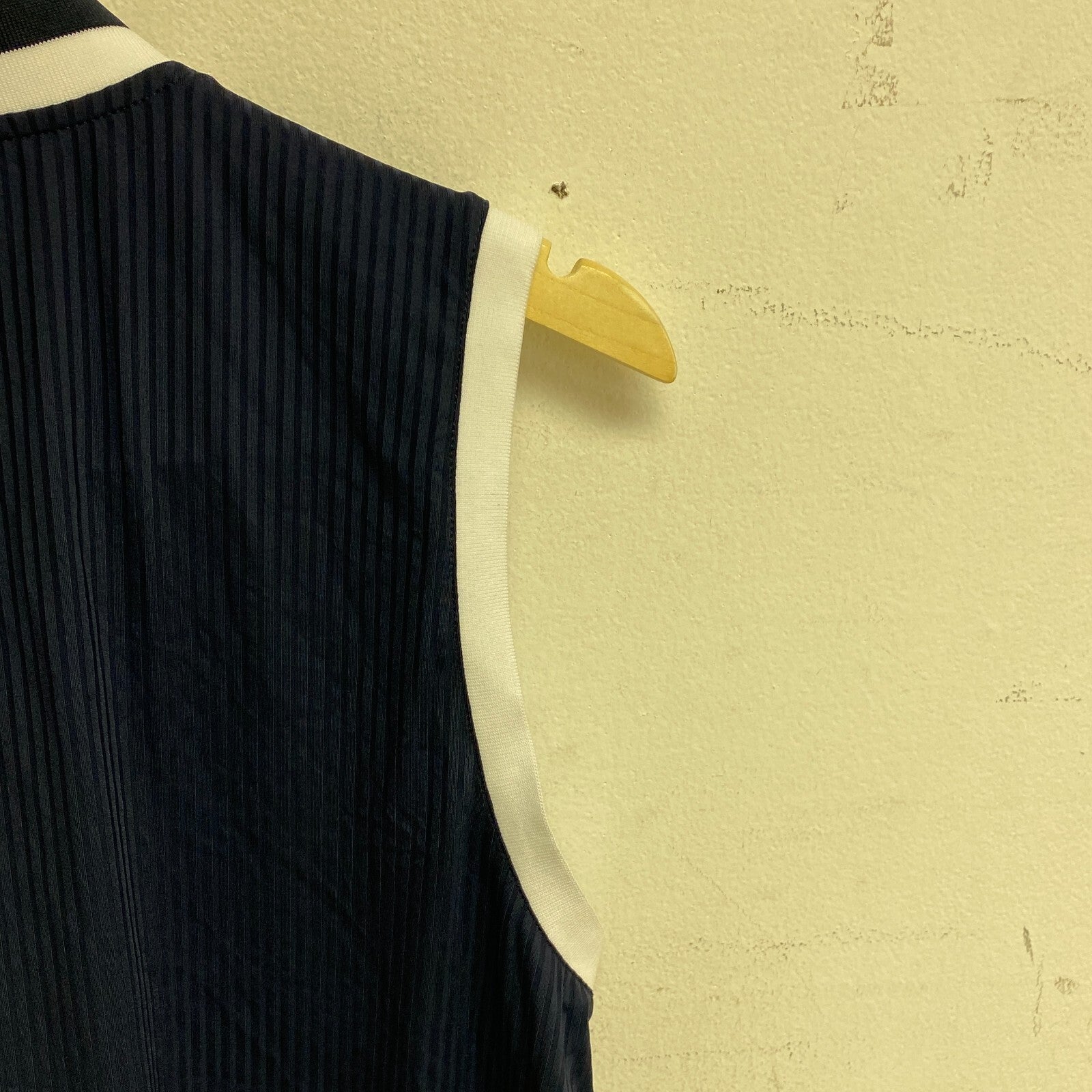 Lady Hagen Women's Smart Sleeveless Striped Polo Navy Blazer /White WGH11469 New