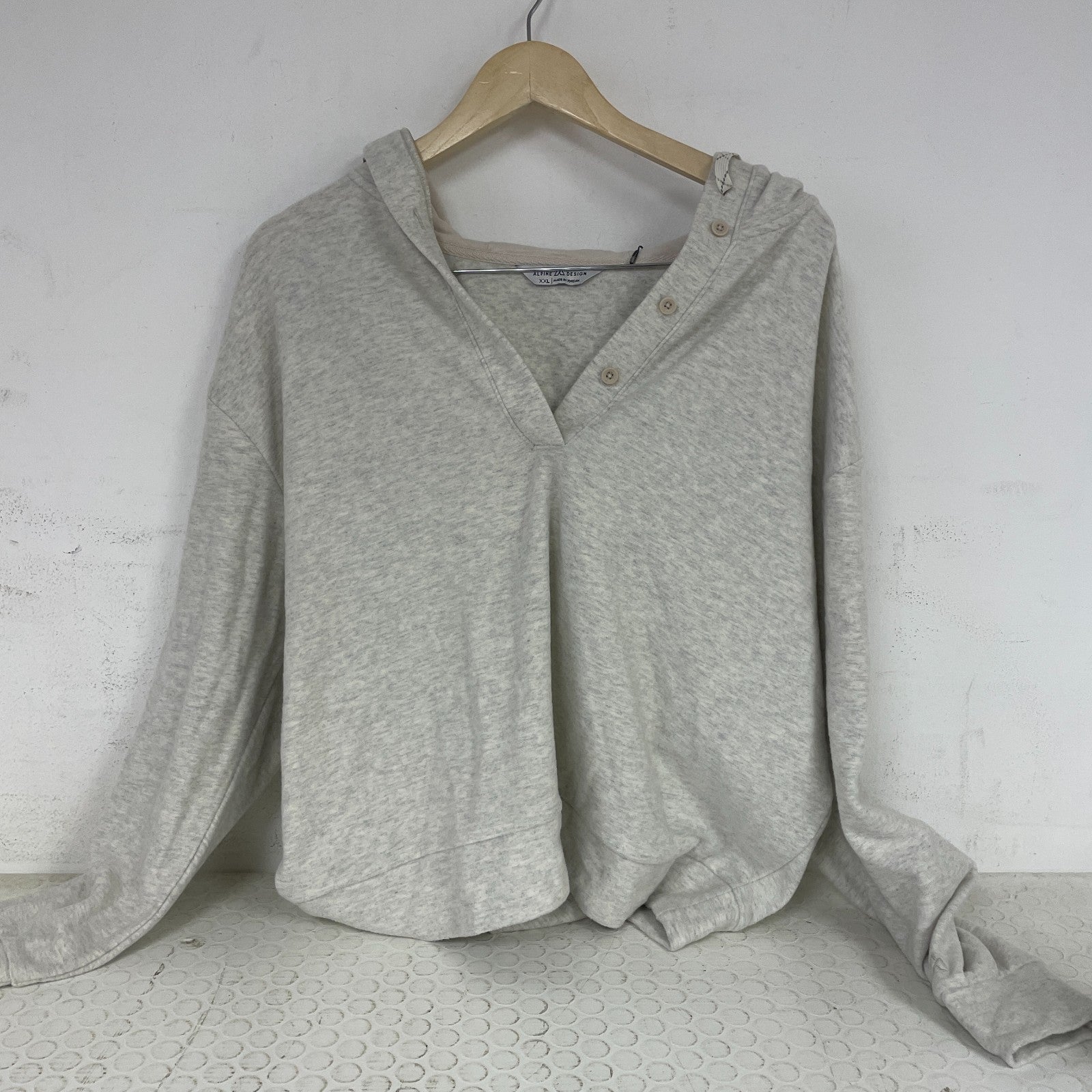 Alpine Design Womenâs W AD Wanderful Hoodie Off White Heather ADW23201