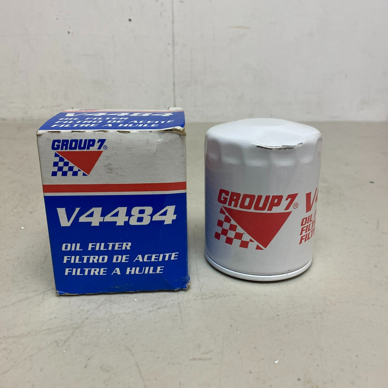 Group 7 V4484 Oil Filter