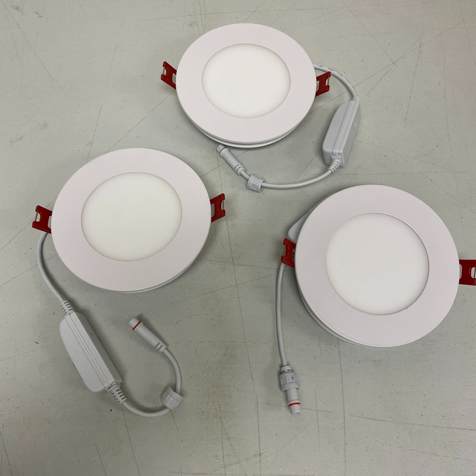 Commercial Electric 91470 4″ Color-Selectable Recessed LED Kit 3-pack ,,,,,,,,,,