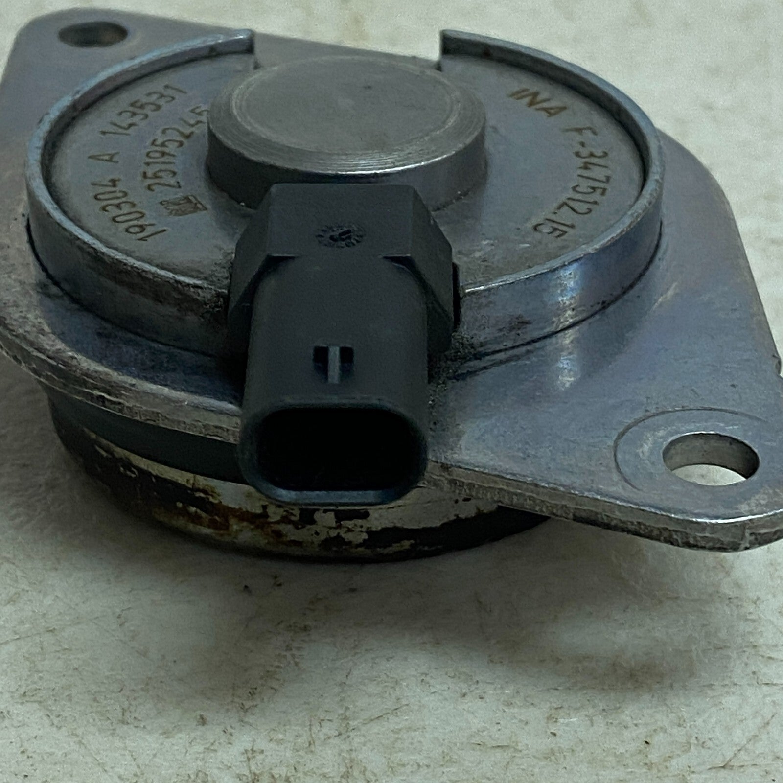 GM Camshaft Position Actuator Valve 25195245 , #812-1CP