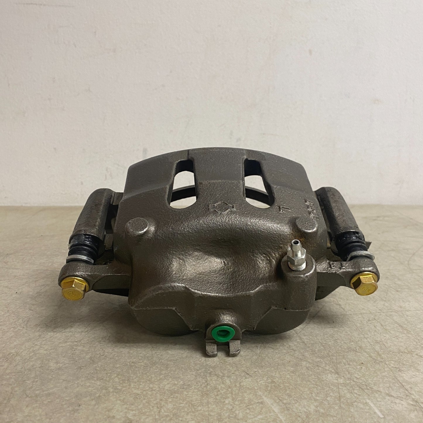 PERFECT STOP 89-00608B Remanufactured Front Brake Caliper w/Bracket & Hardware